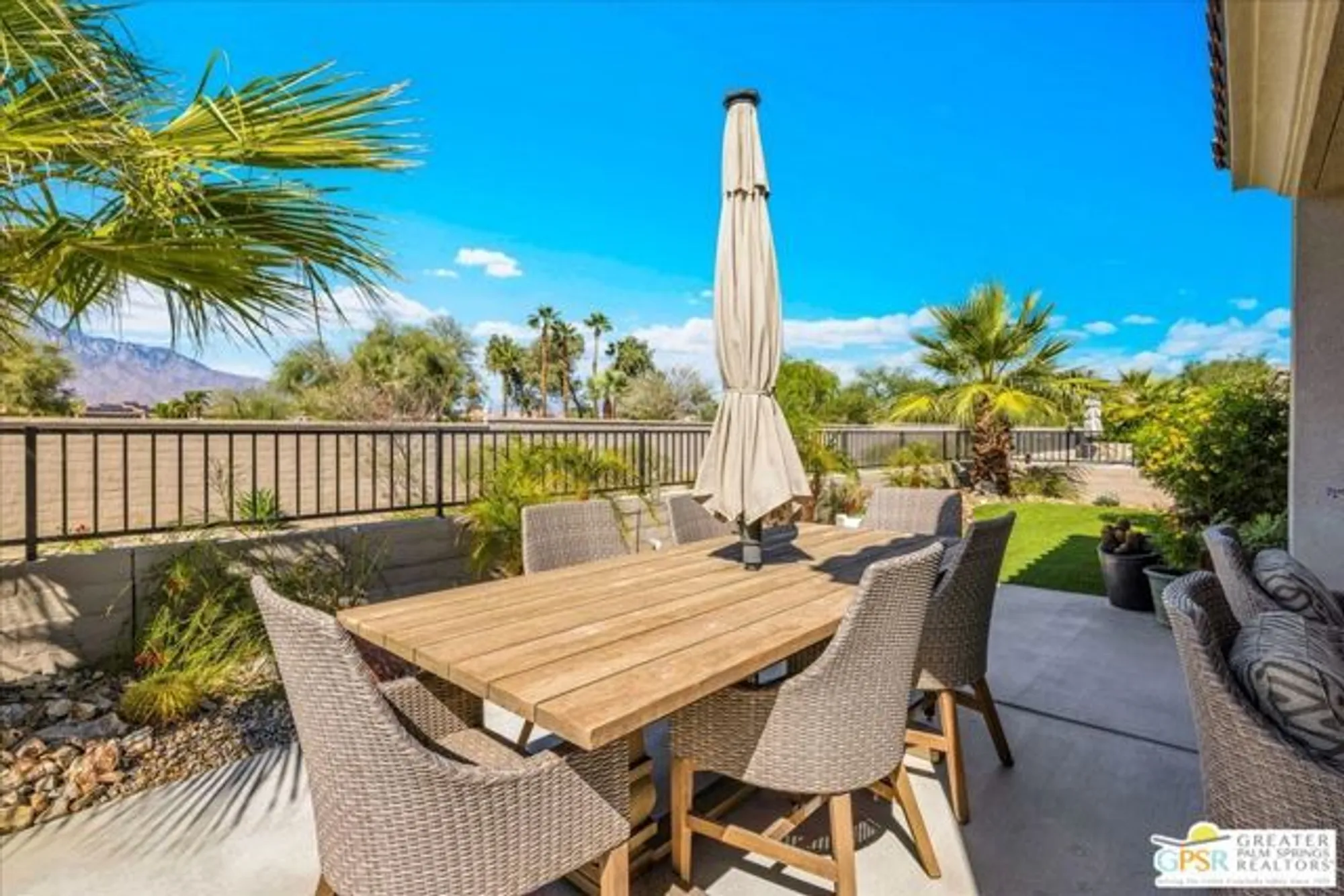 Property Slideshow image 27 of 31 | 70 cork tree, Rancho Mirage, CA, 92270
