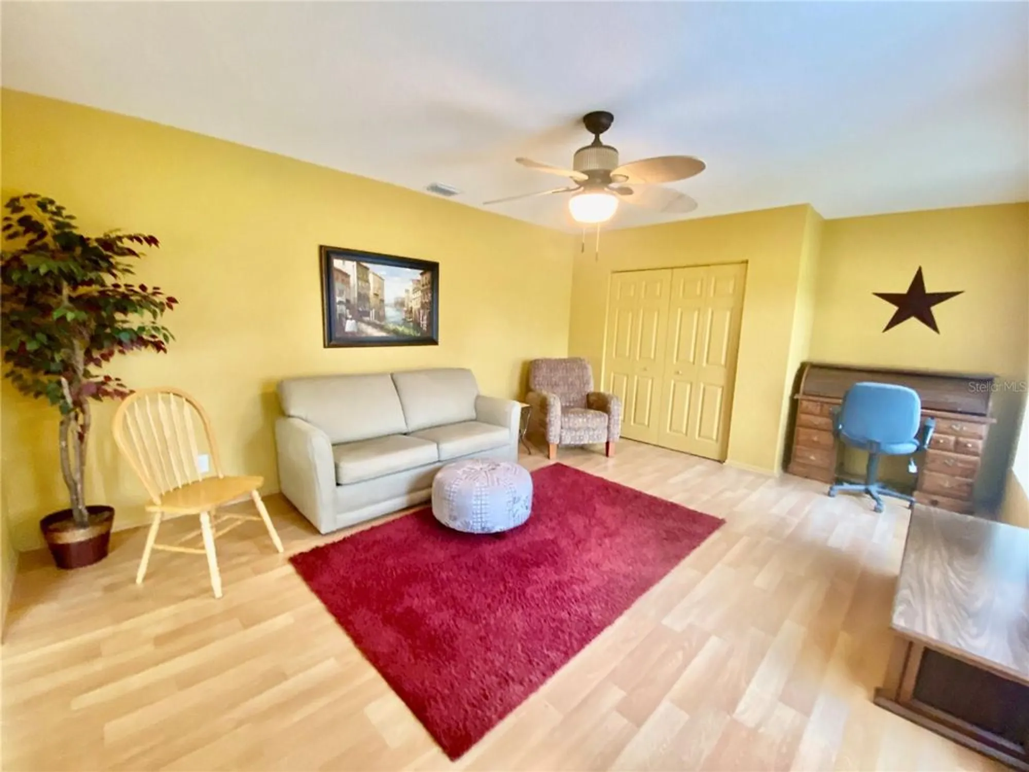 Property Slideshow image 17 of 71 | 9082 141st st, Seminole, FL, 33776