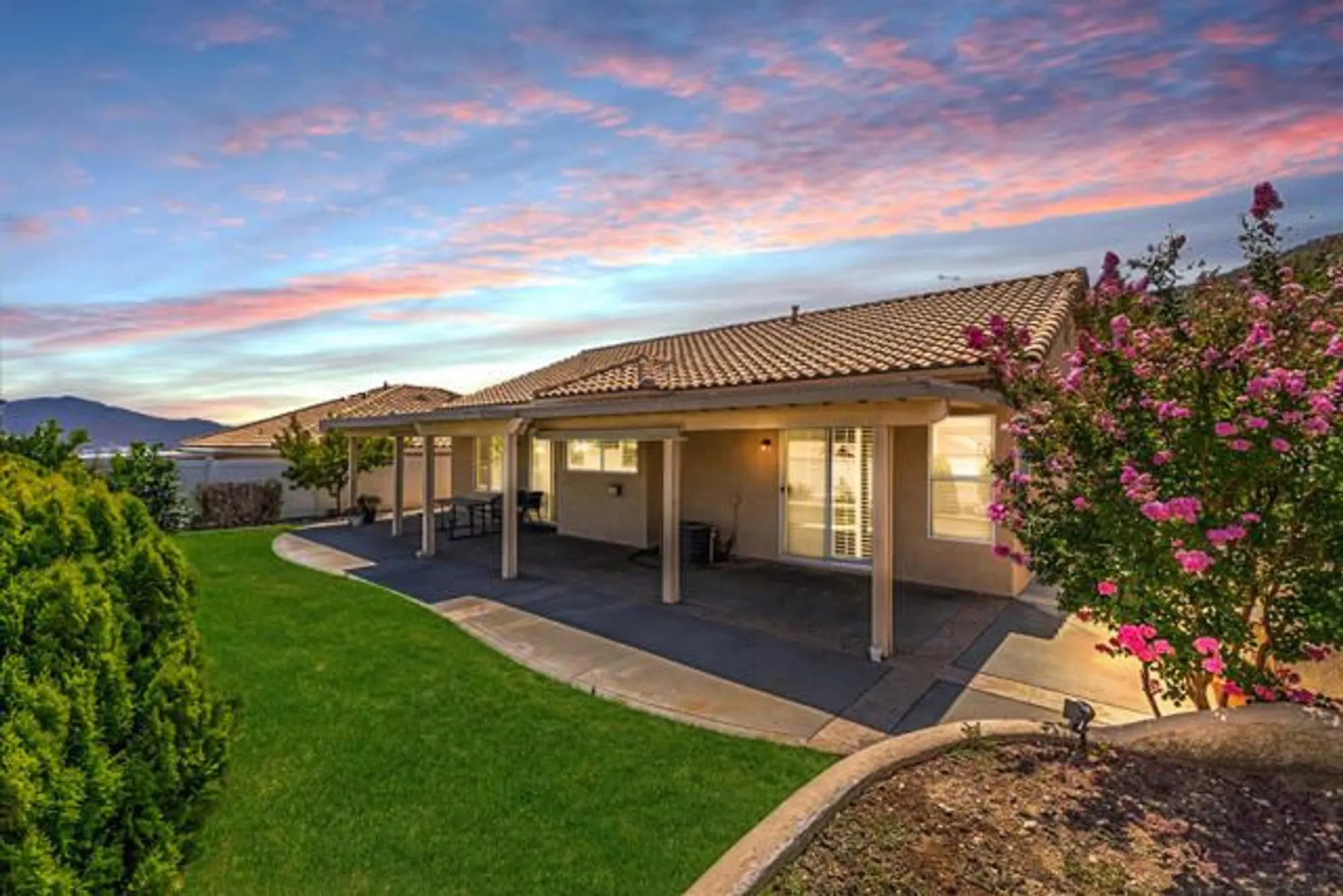 Property Slideshow image 36 of 40 | 2165 birdie dr, Banning, CA, 92220