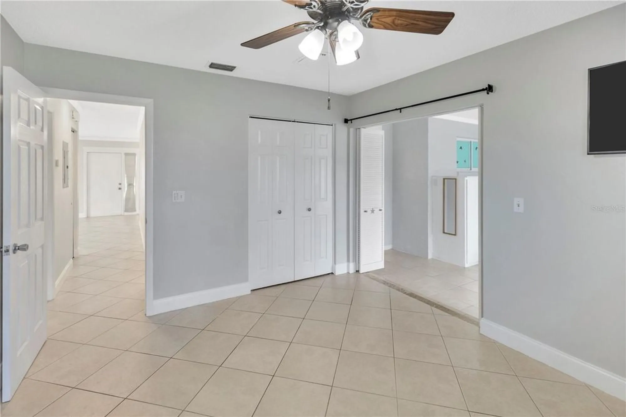 Property Slideshow image 19 of 36 | 1322 new bedford dr, Sun City Center, FL, 33573