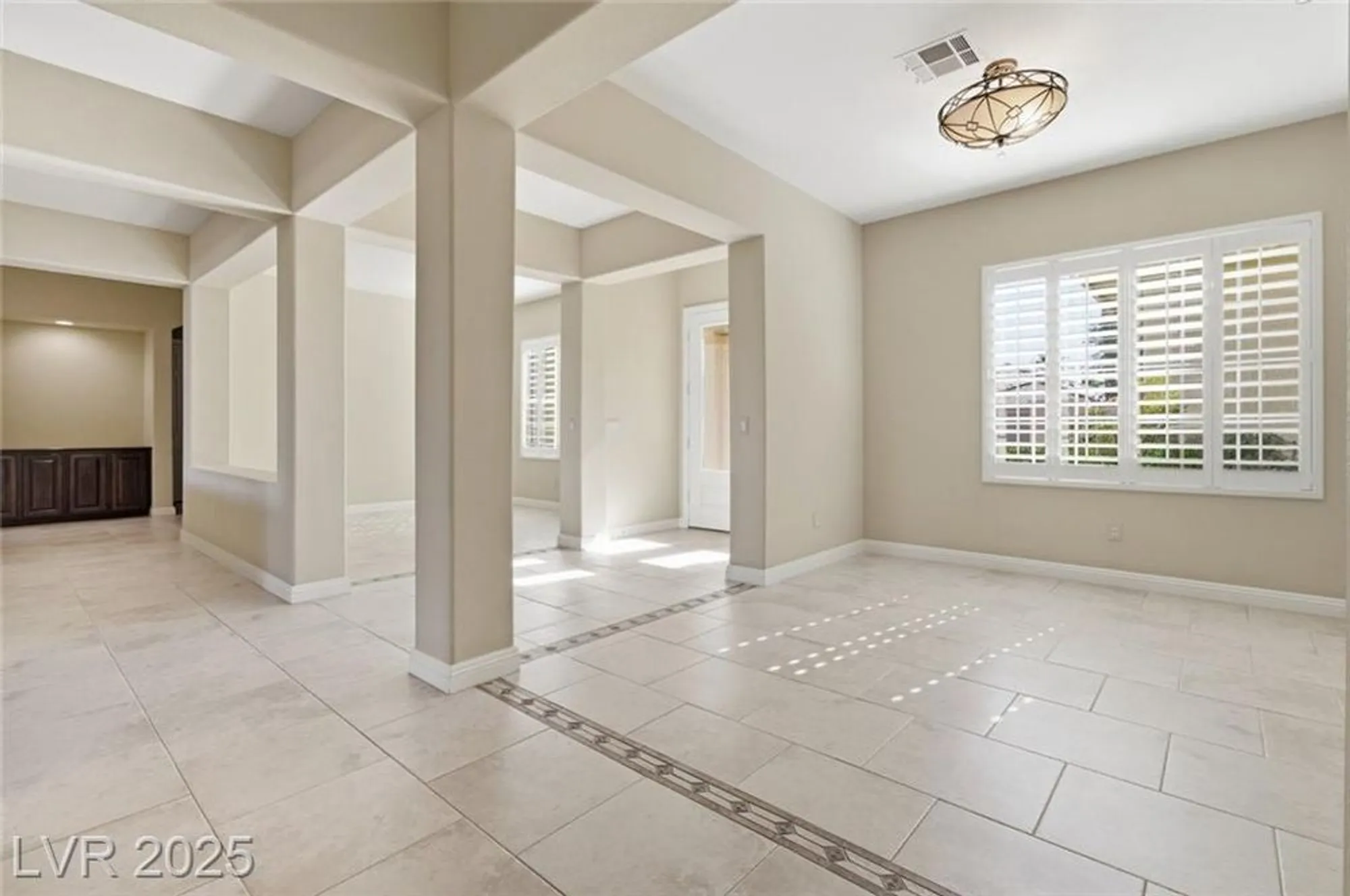 Property Slideshow image 15 of 84 | 10286 rio de thule ln, Las Vegas, NV, 89135