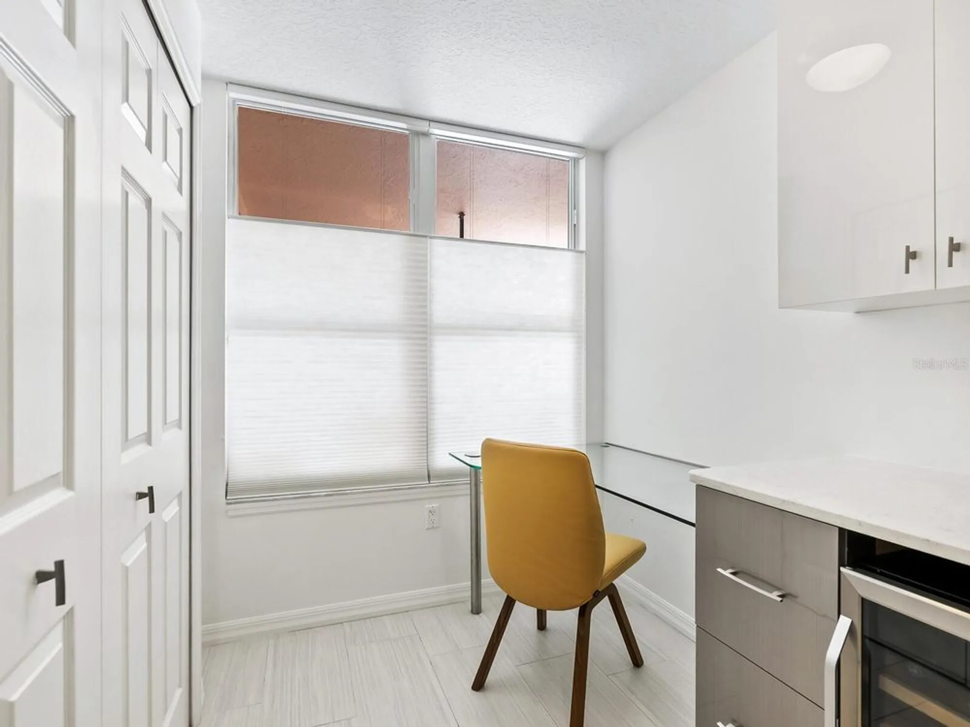 Property Slideshow image 18 of 59 | 5420 eagles point cir apt 105, Sarasota, FL, 34231