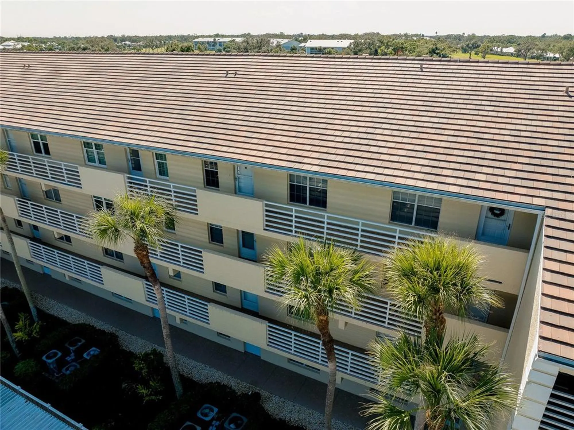 Property Slideshow image 4 of 90 | 929 wexford blvd # 929, Venice, FL, 34293