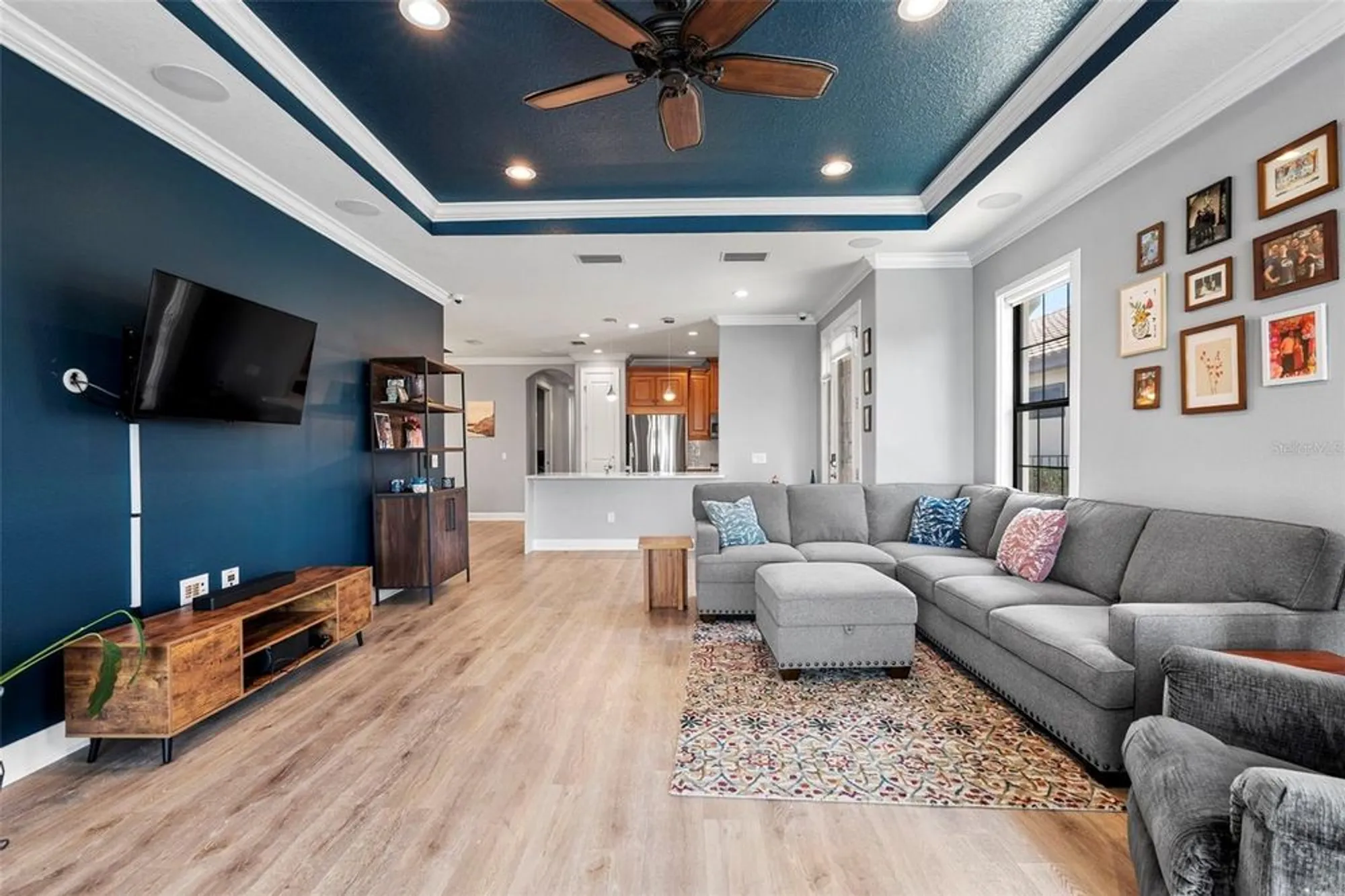 Property Slideshow image 7 of 52 | 4816 heinman cv, Palmetto, FL, 34221