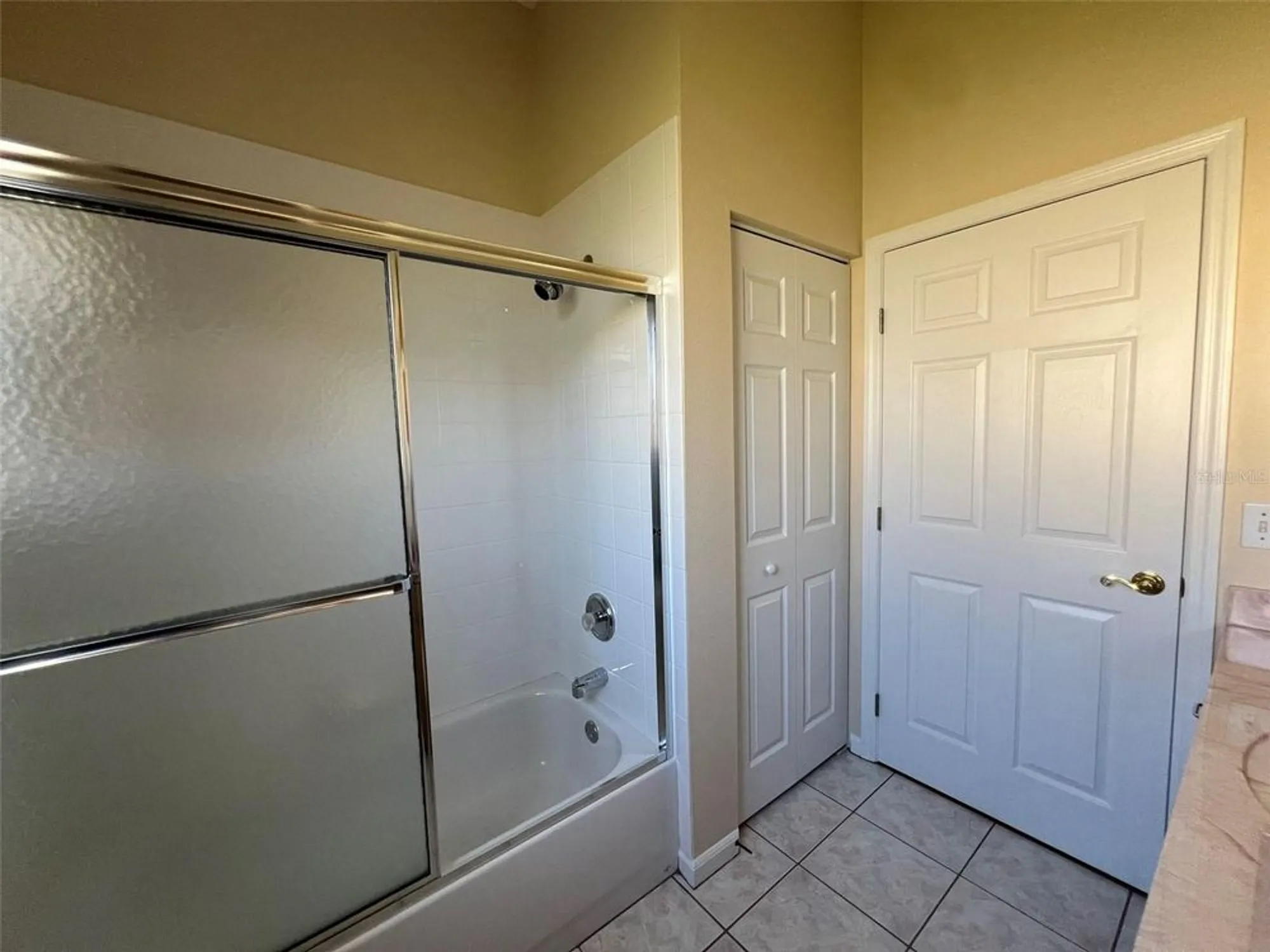 Property Slideshow image 14 of 33 | 5500 nw 23rd pl, Ocala, FL, 34482
