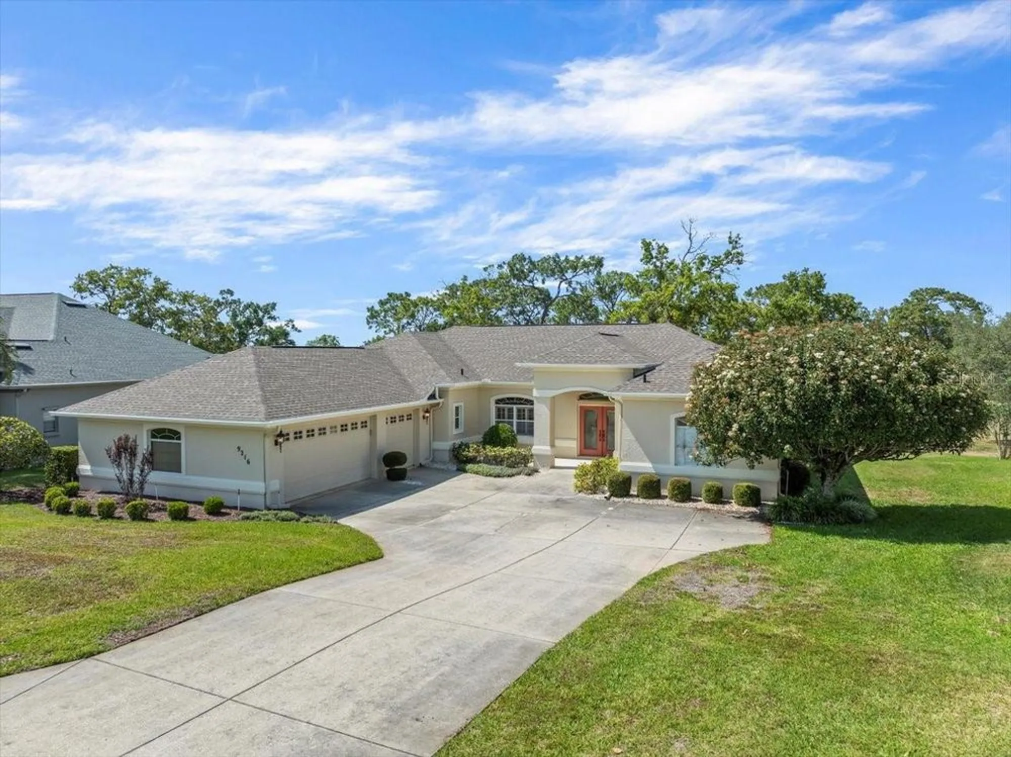 Property Slideshow image 3 of 66 | 9216 tarleton cir, Weeki Wachee, FL, 34613