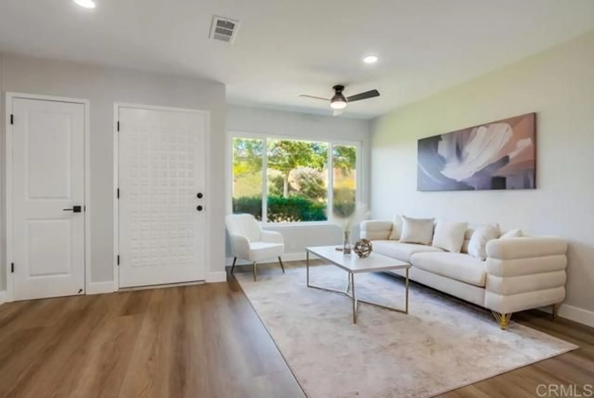 Property Slideshow image 13 of 39 | 3839 vista campana 6, Oceanside, CA, 92057