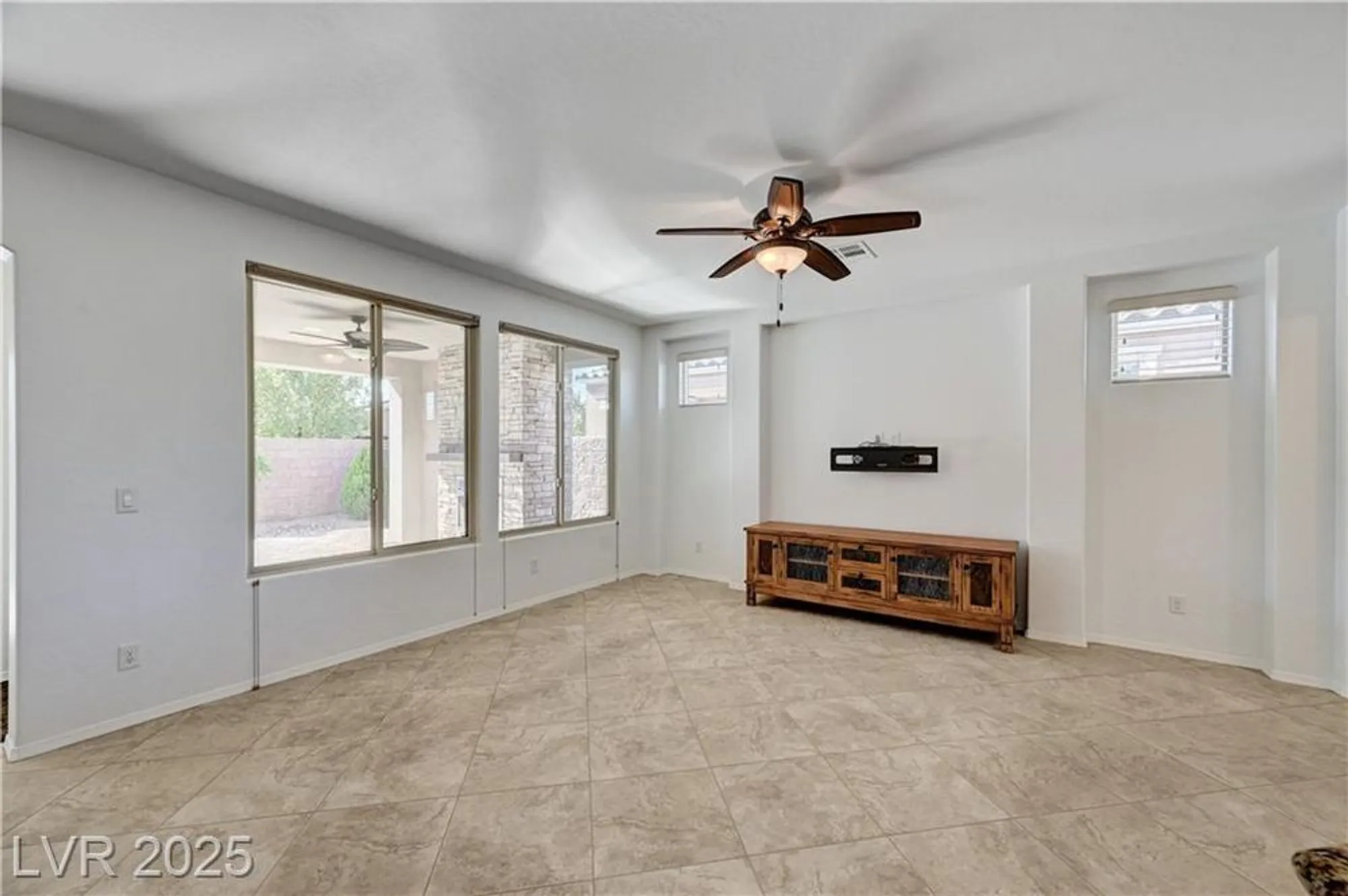 Property Slideshow image 7 of 37 | 3621 jasmine heights ave, North Las Vegas, NV, 89081