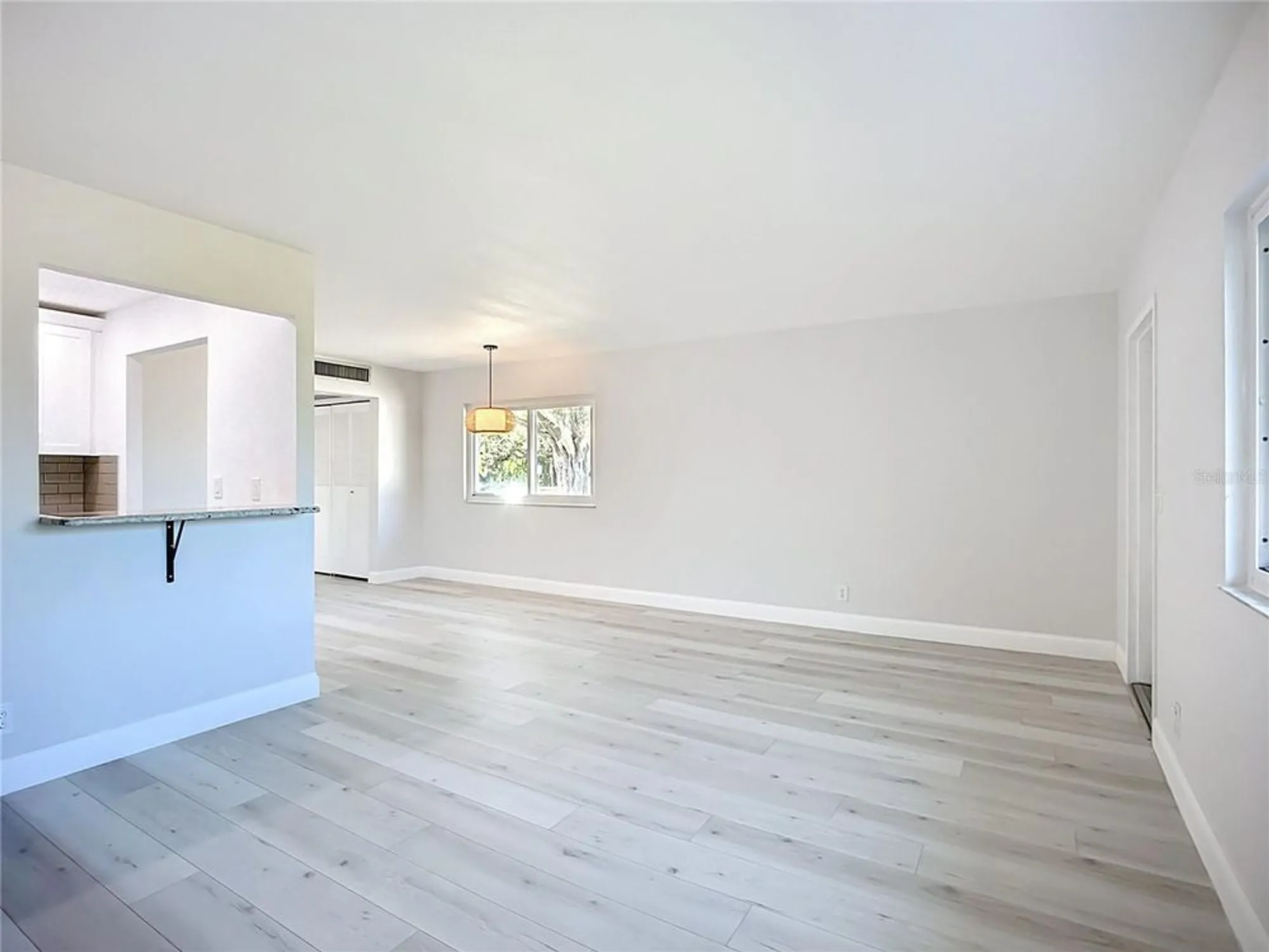 Property Slideshow image 8 of 39 | 1811 bedford ln 166, Sun City Center, FL, 33573