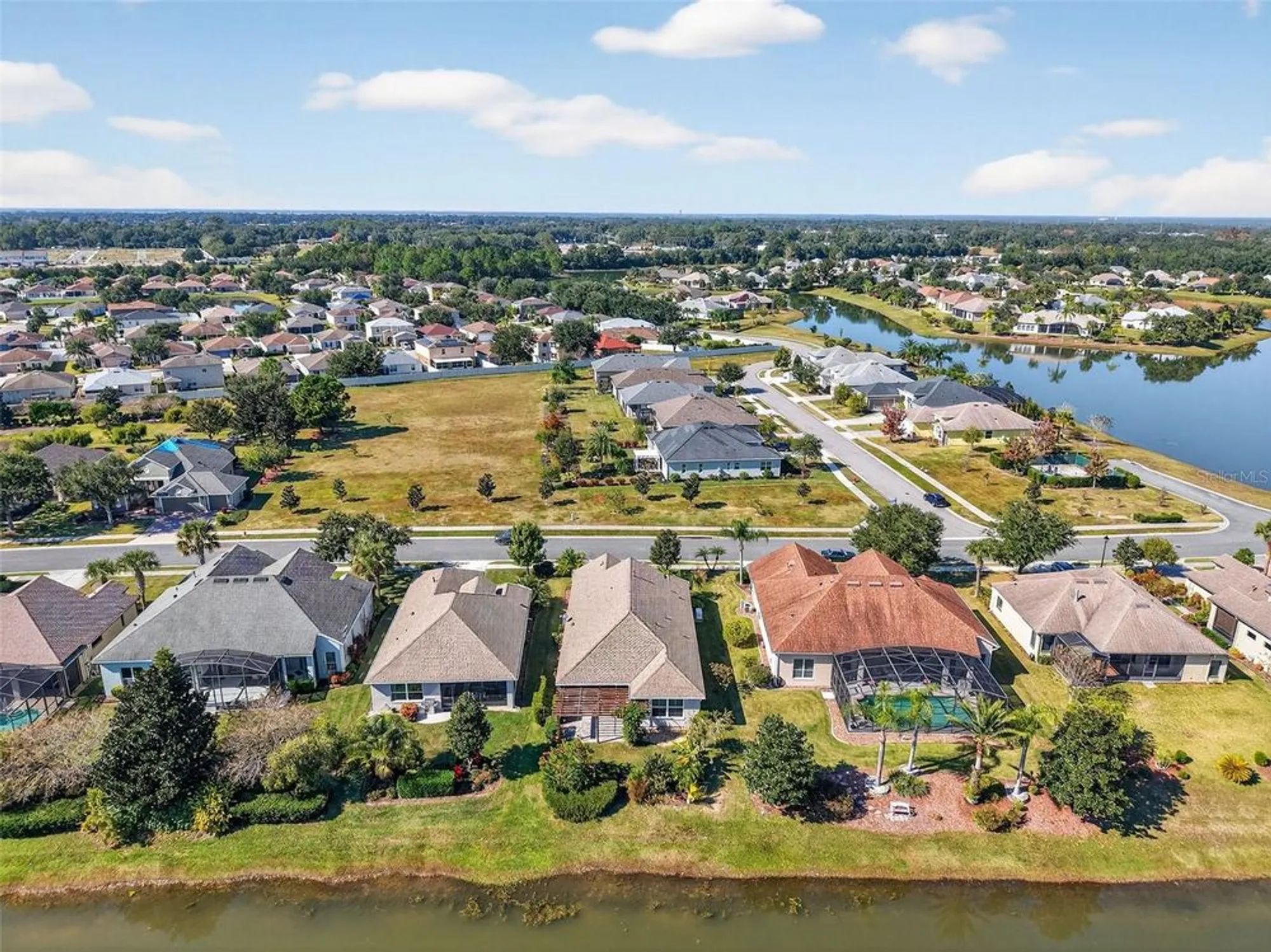 Property Slideshow image 44 of 77 | 8852 bridgeport bay cir, Mount Dora, FL, 32757