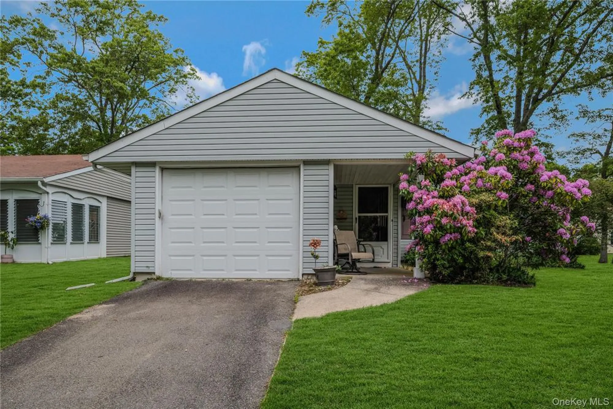 Property Slideshow image 27 of 29 | 151 laurance ln, Ridge, NY, 11961