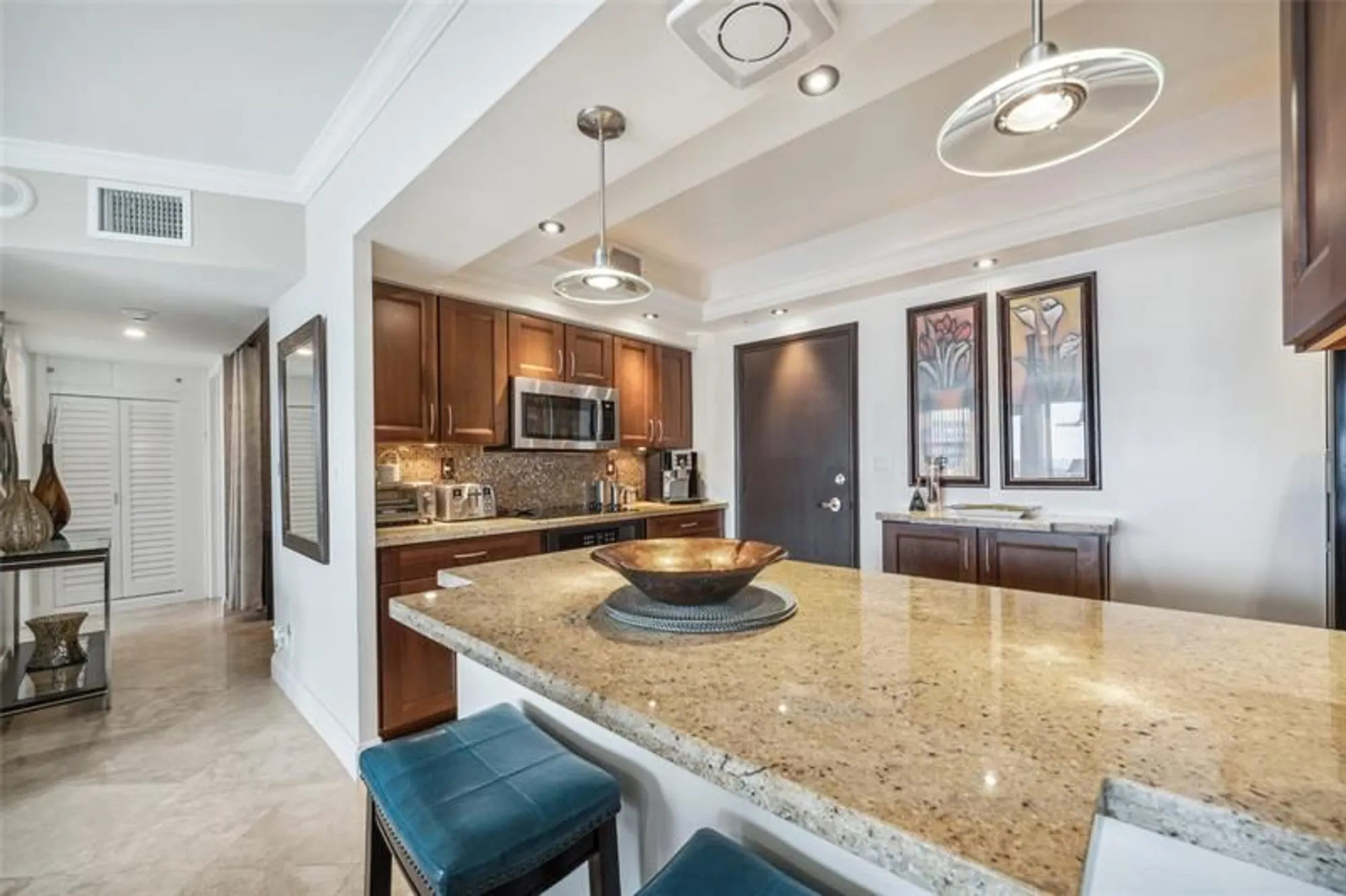 Property Slideshow image 8 of 30 | 3200 ne 36th st apt 1417, Fort Lauderdale, FL, 33308