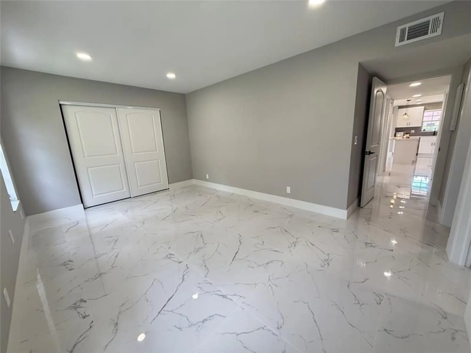 Property Slideshow image 15 of 16 | 4935 nw 2nd st d, Delray Beach, FL, 33445