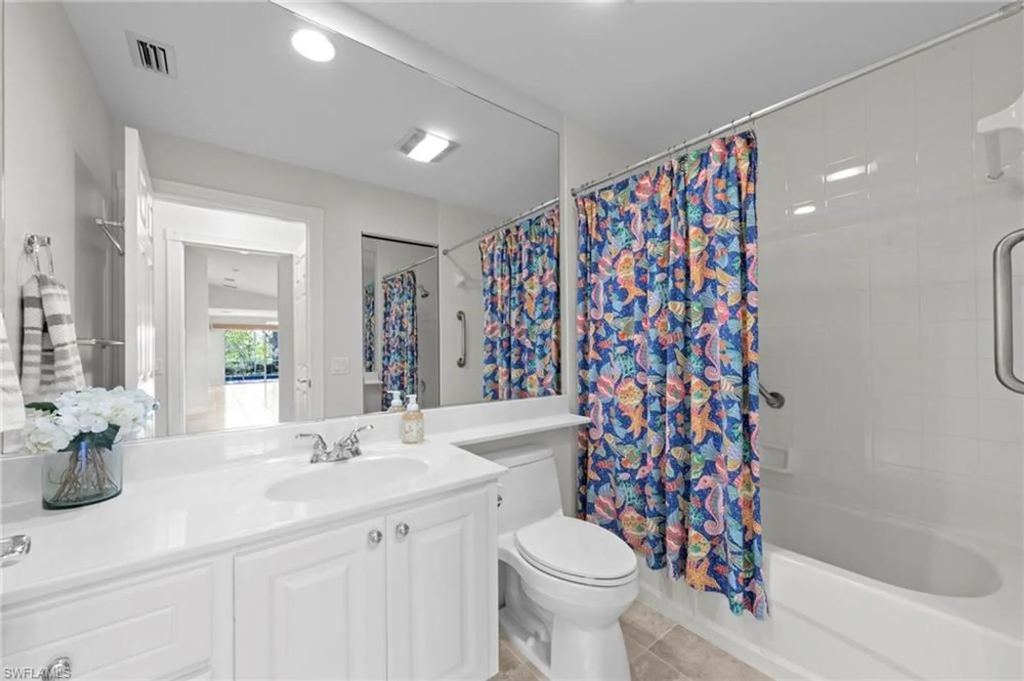 Property Slideshow image 24 of 45 | 28058 dorado dr, Bonita Springs, FL, 34135