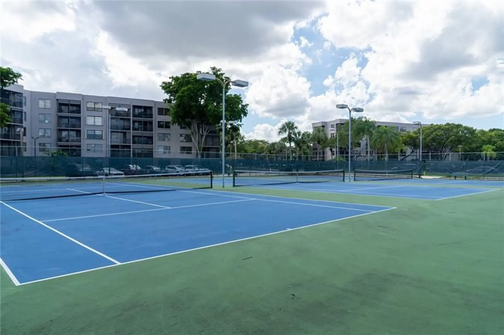 Property Slideshow image 15 of 19 | 1101 colony point cir 220, Pembroke Pines, FL, 33026