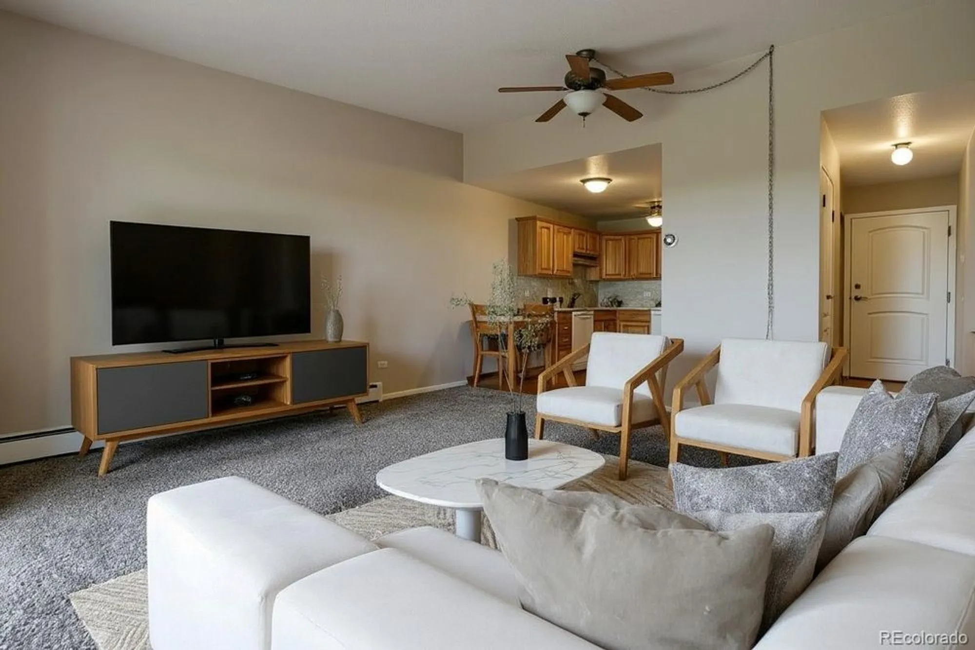 Property Slideshow image 3 of 50 | 665 s alton way 7d, Denver, CO, 80247
