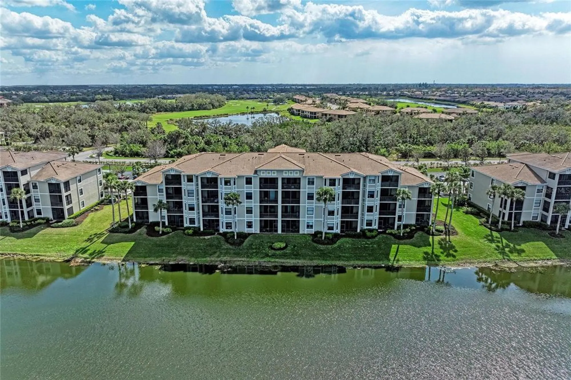 Property Slideshow image 34 of 83 | 7019 river hammock dr unit 104, Bradenton, FL, 34212