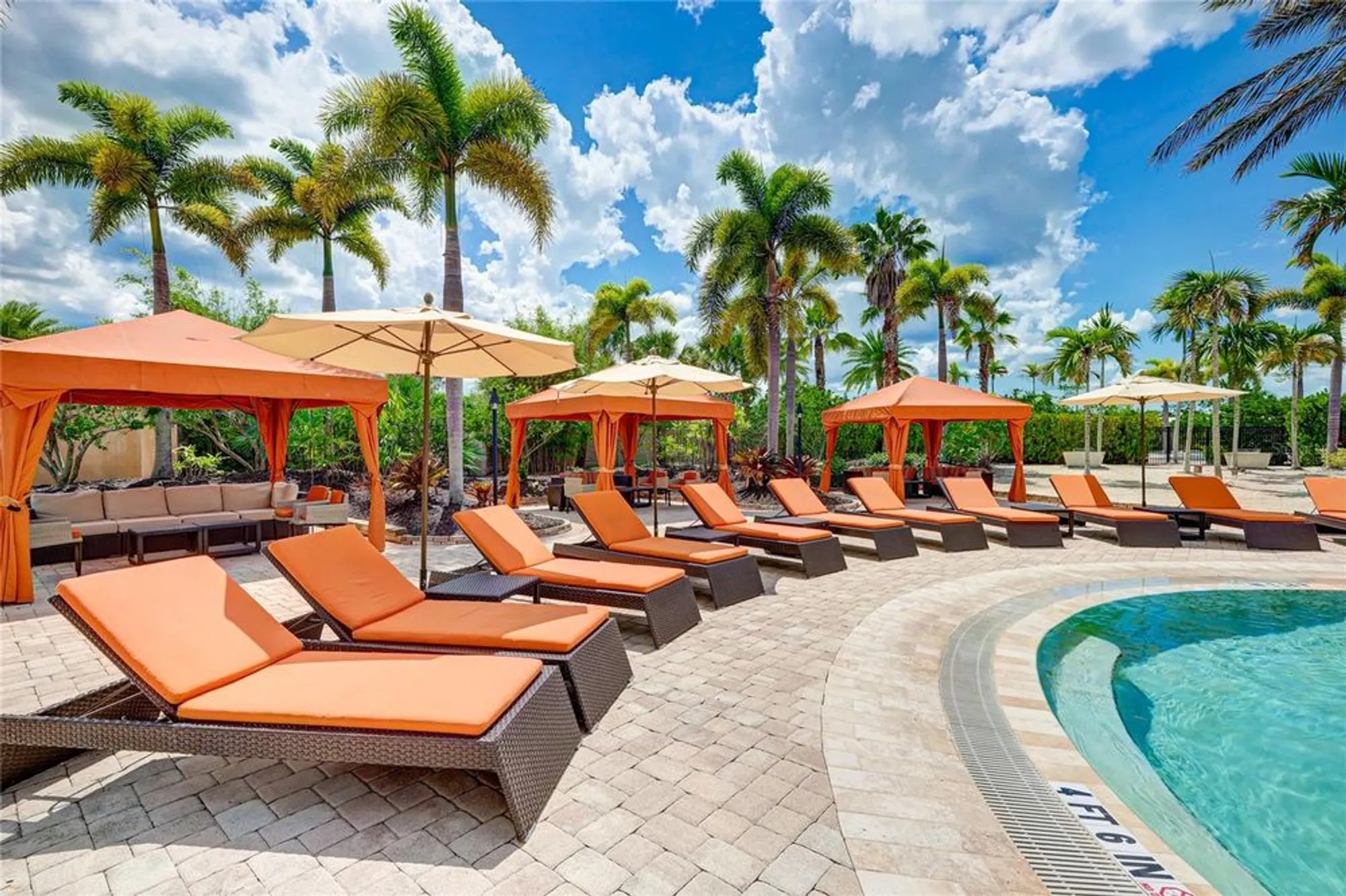 Property Slideshow image 42 of 77 | 13719 messina loop unit 101, Lakewood Ranch, FL, 34211