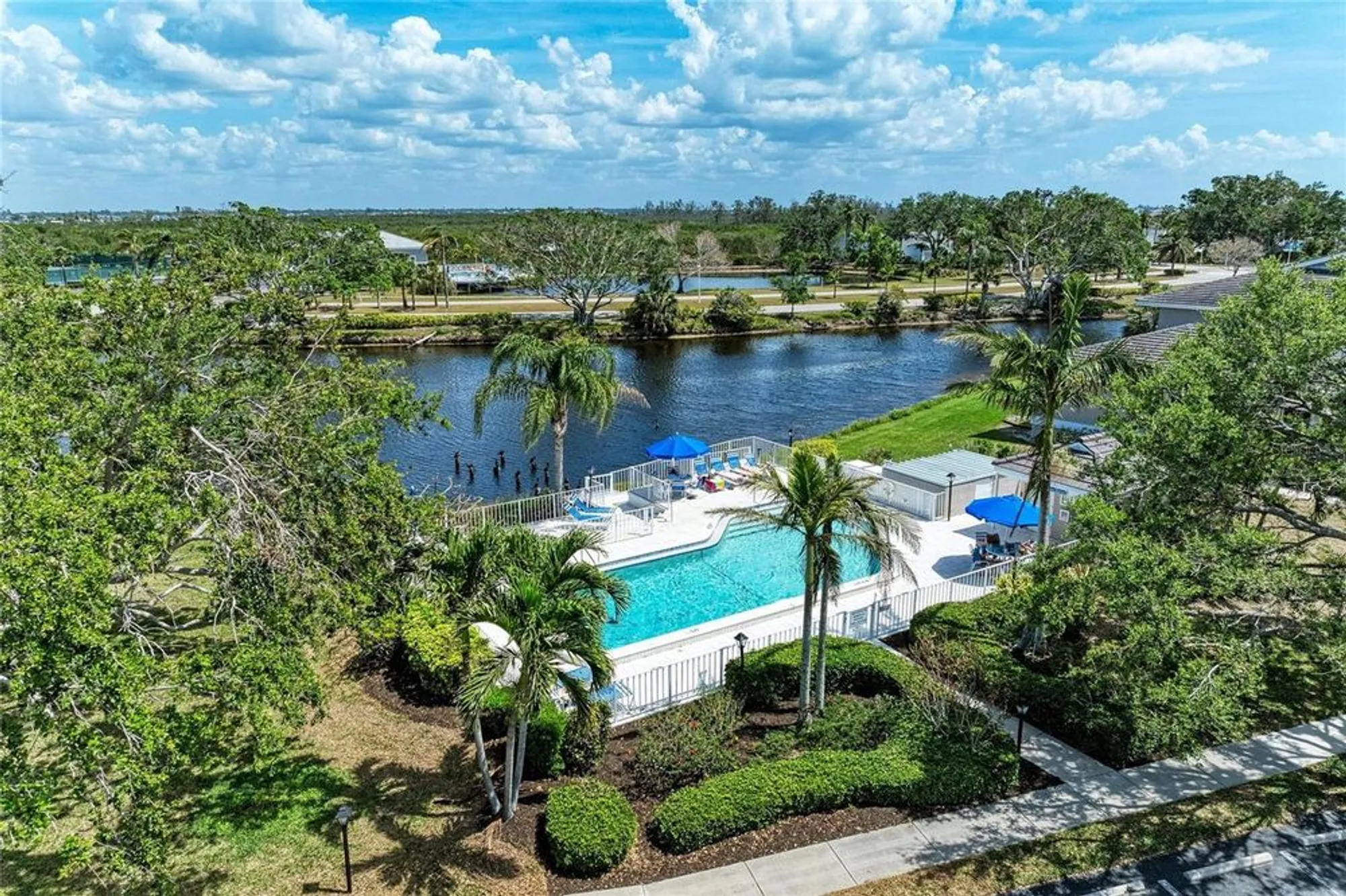 Property Slideshow image 46 of 66 | 628 estuary dr, Bradenton, FL, 34209