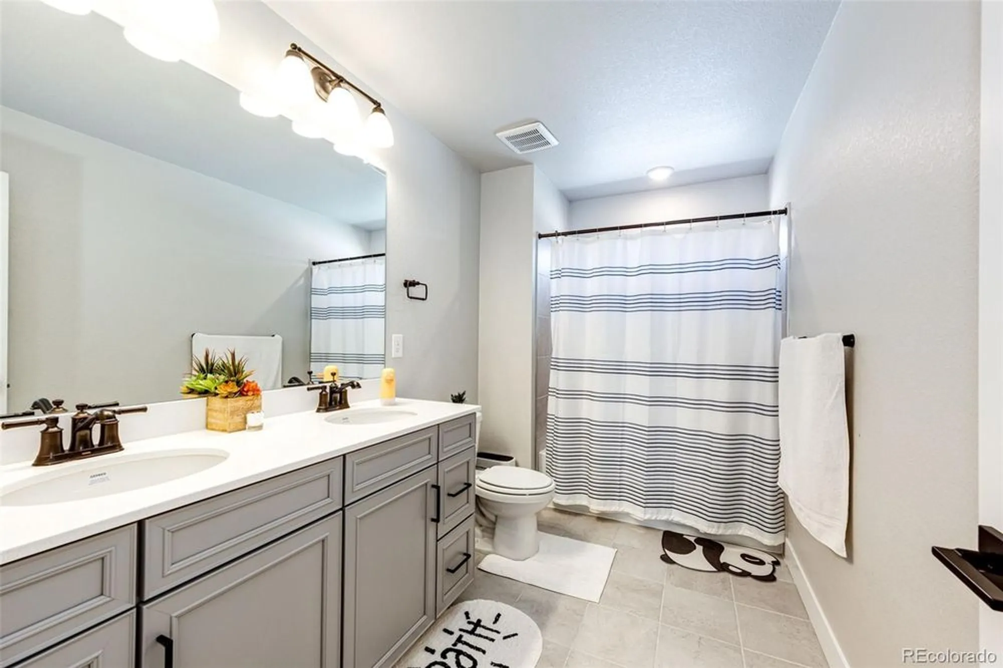 Property Slideshow image 30 of 44 | 3722 sandy vista trl, Castle Rock, CO, 80104