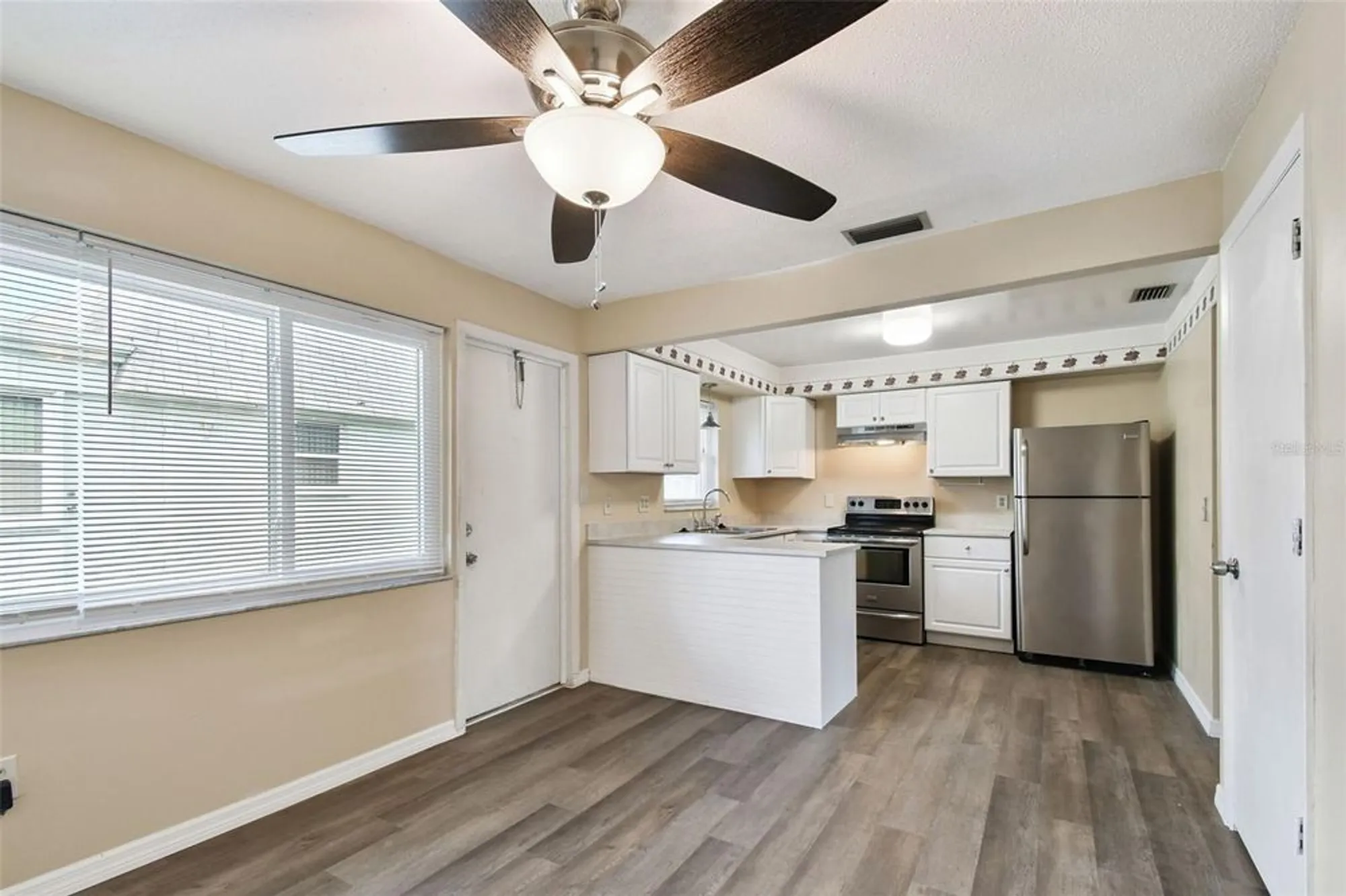 Property Slideshow image 18 of 51 | 8472 68th way, Pinellas Park, FL, 33781