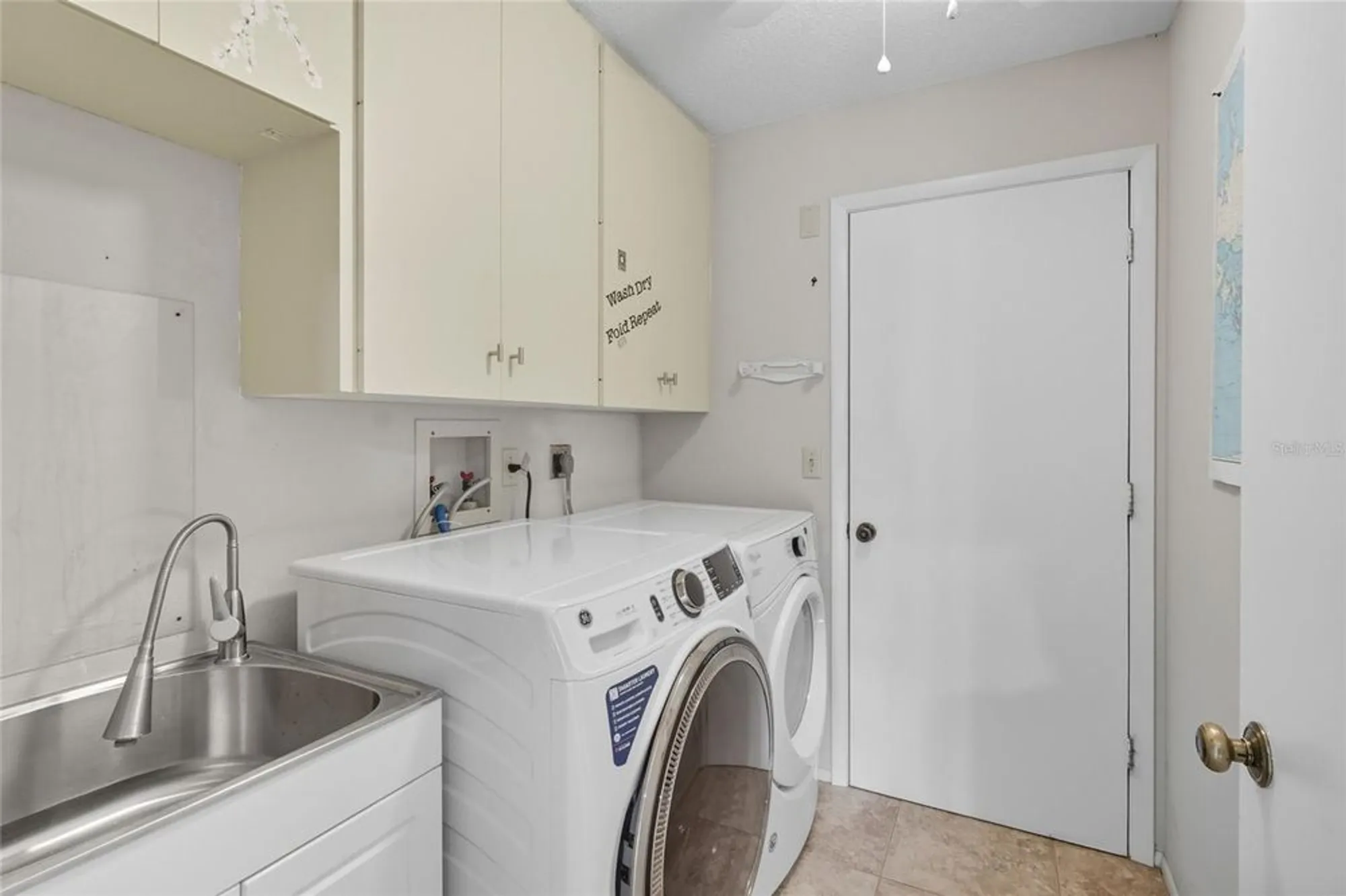 Property Slideshow image 20 of 44 | 3880 el poinier ct # 8702, Sarasota, FL, 34232