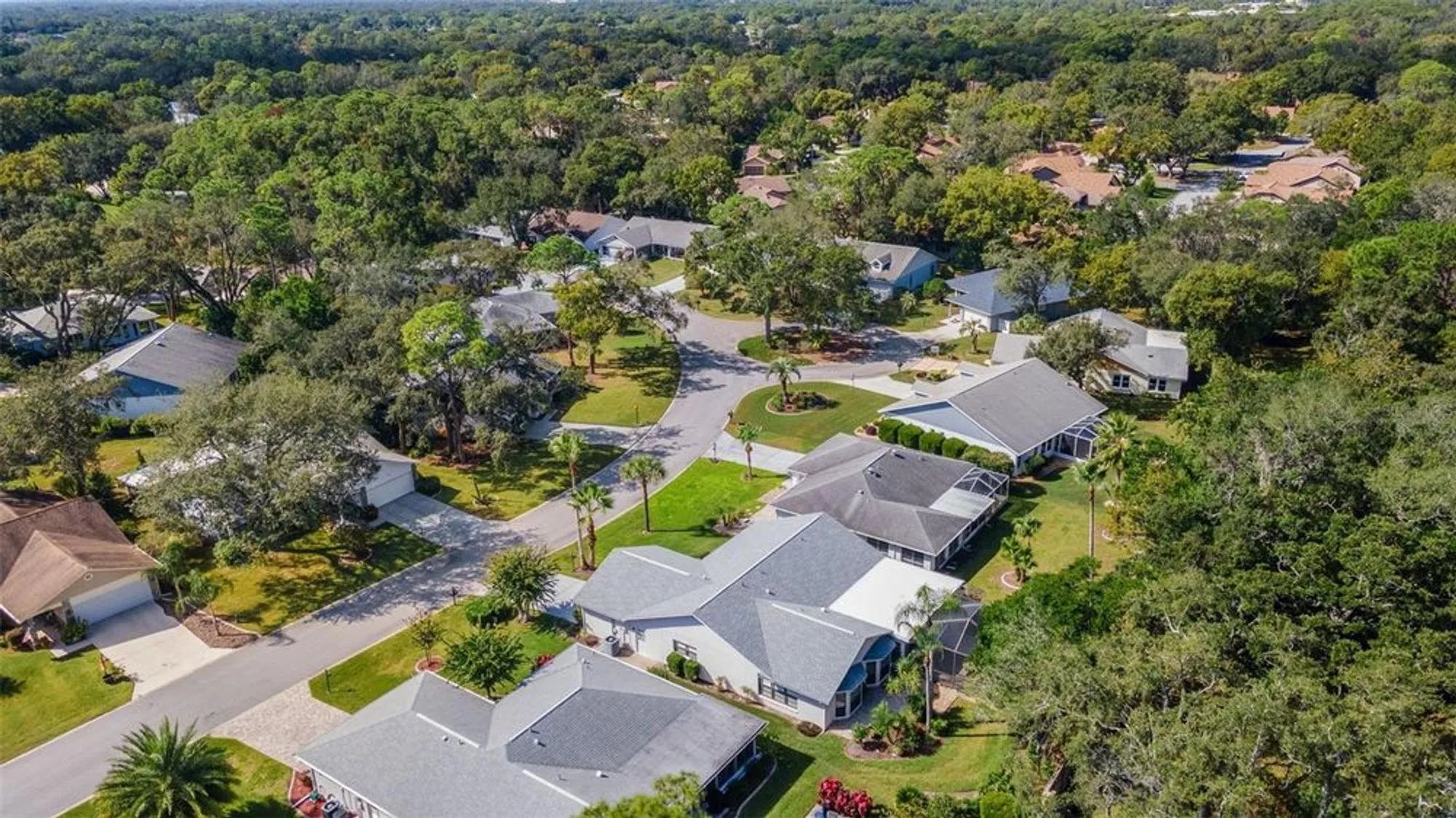 Property Slideshow image 64 of 77 | 2647 royal ridge dr, Spring Hill, FL, 34606