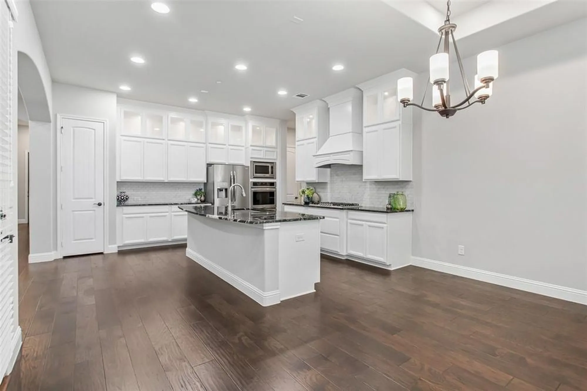 Property Slideshow image 17 of 40 | 8504 shallowford ln, Mckinney, TX, 75070