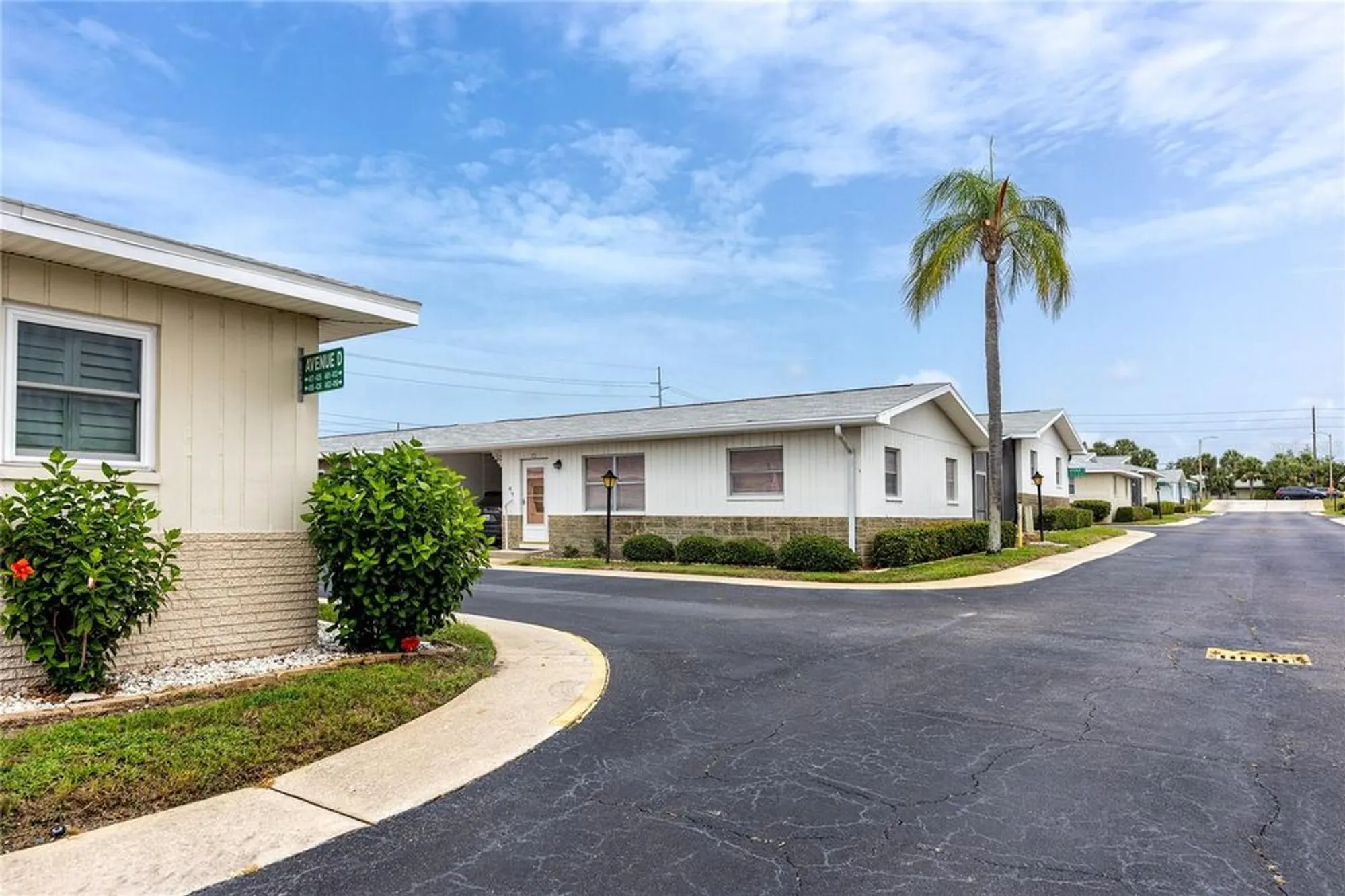 Property Slideshow image 6 of 46 | 12400 park blvd 417, Seminole, FL, 33772