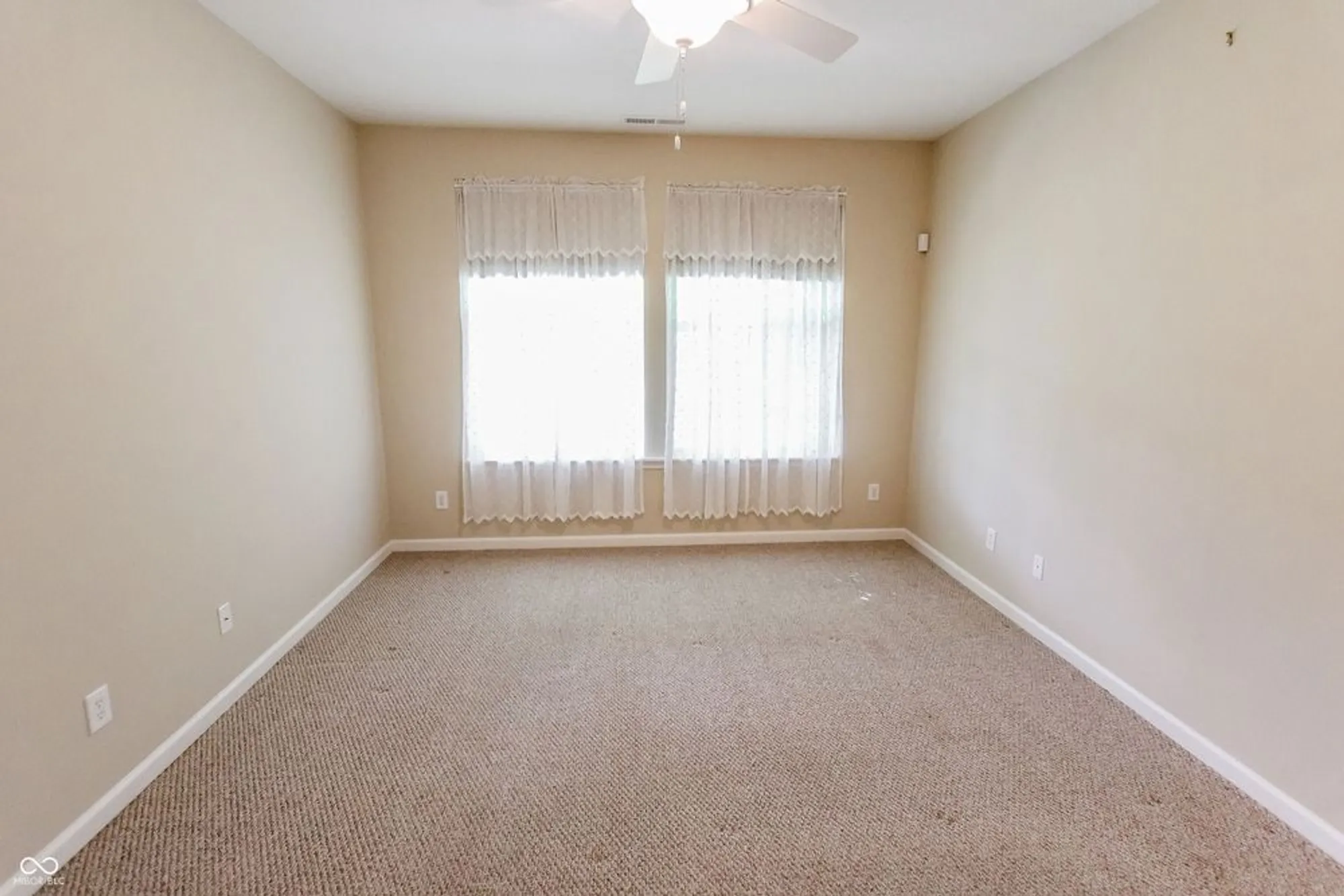 Property Slideshow image 34 of 52 | 15935 lambrusco way, Fishers, IN, 46037