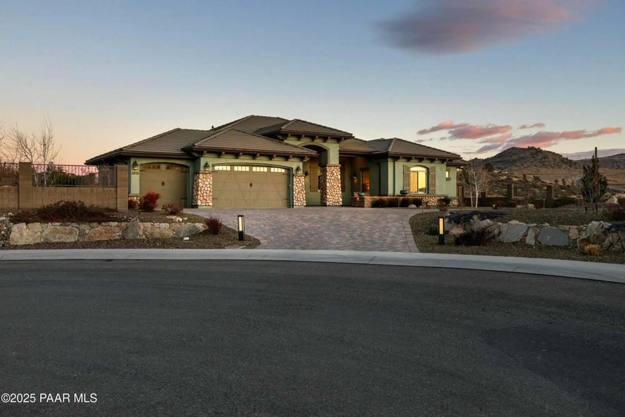 Property Slideshow image 2 of 95 | 5201 peavine view trl, Prescott, AZ, 86301
