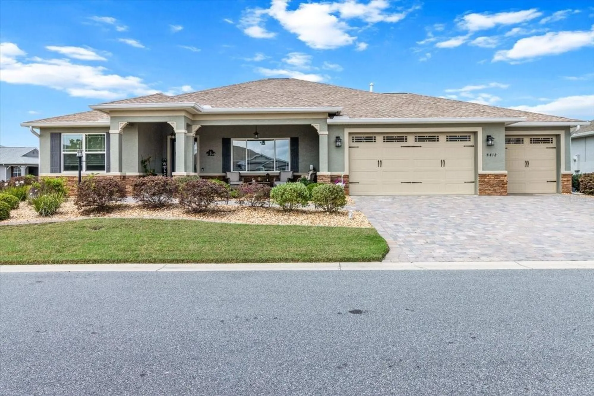 Property Slideshow image 1 of 45 | 8412 sw 93rd cir, Ocala, FL, 34481