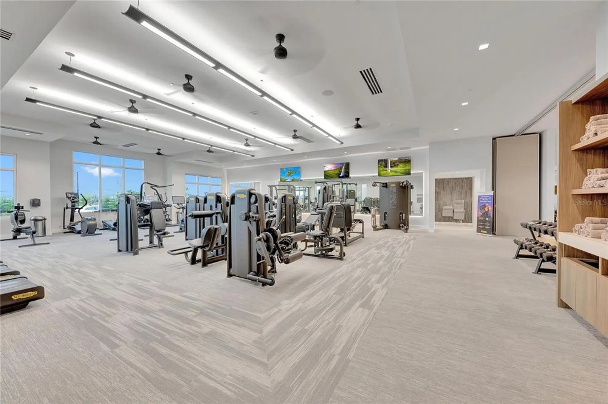 Property Slideshow image 66 of 72 | 3303 vicenza ct, Lakewood Ranch, FL, 34211