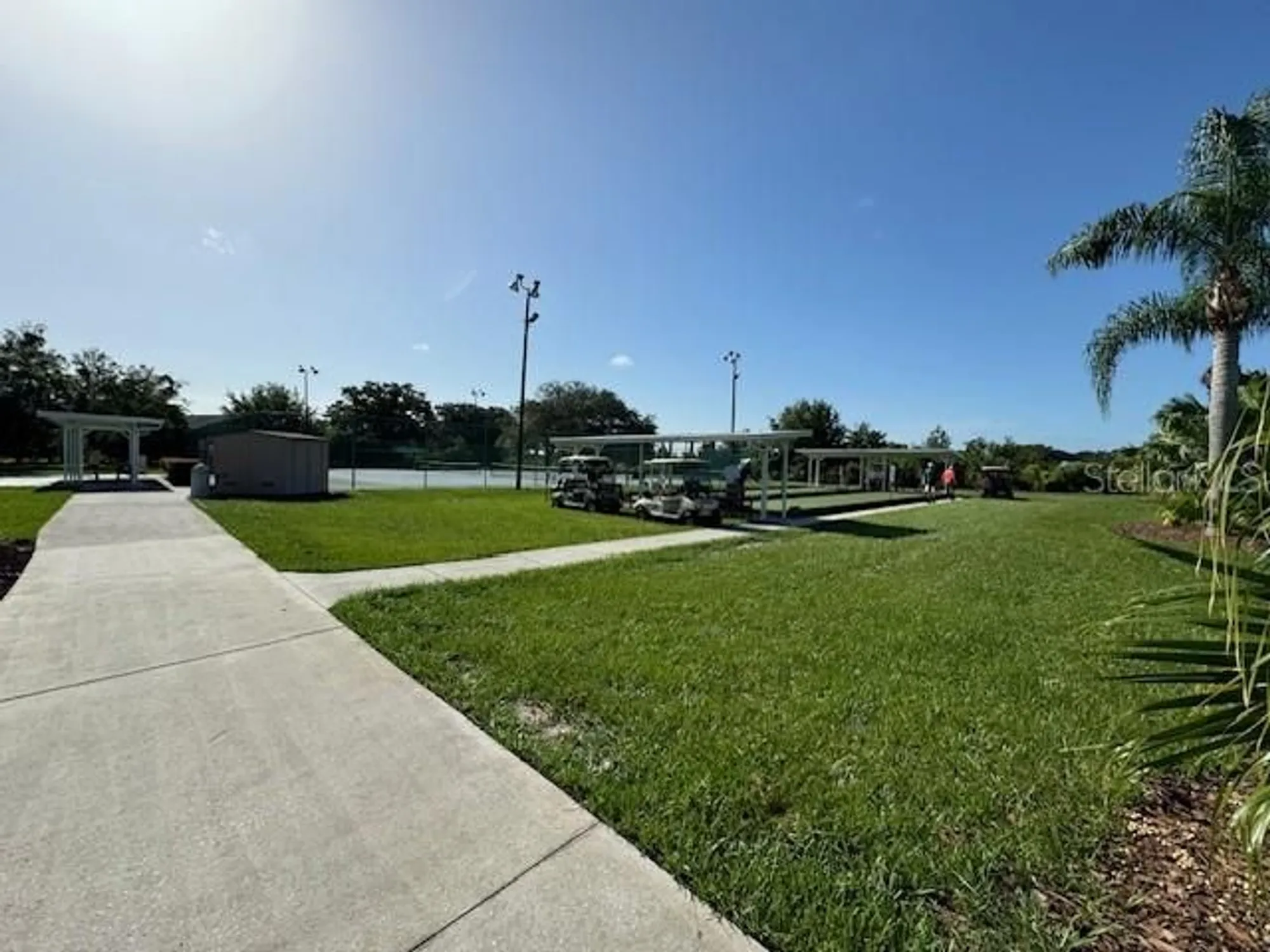 Property Slideshow image 39 of 77 | 20505 queen alexandra dr, Leesburg, FL, 34748