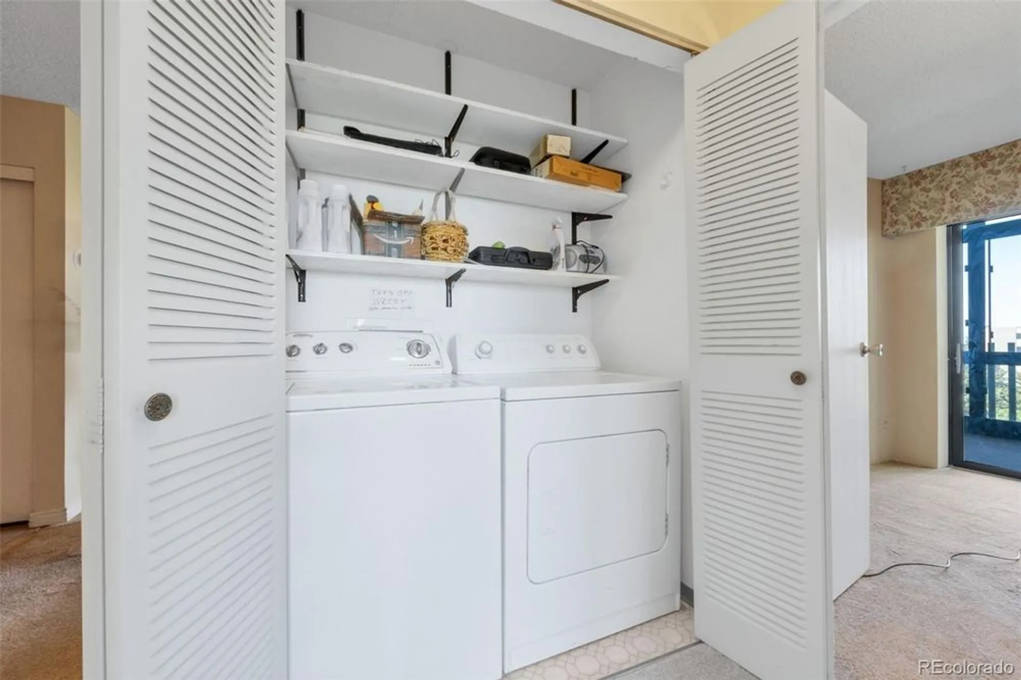 Property Slideshow image 21 of 44 | 14001 e marina dr apt 607, Aurora, CO, 80014