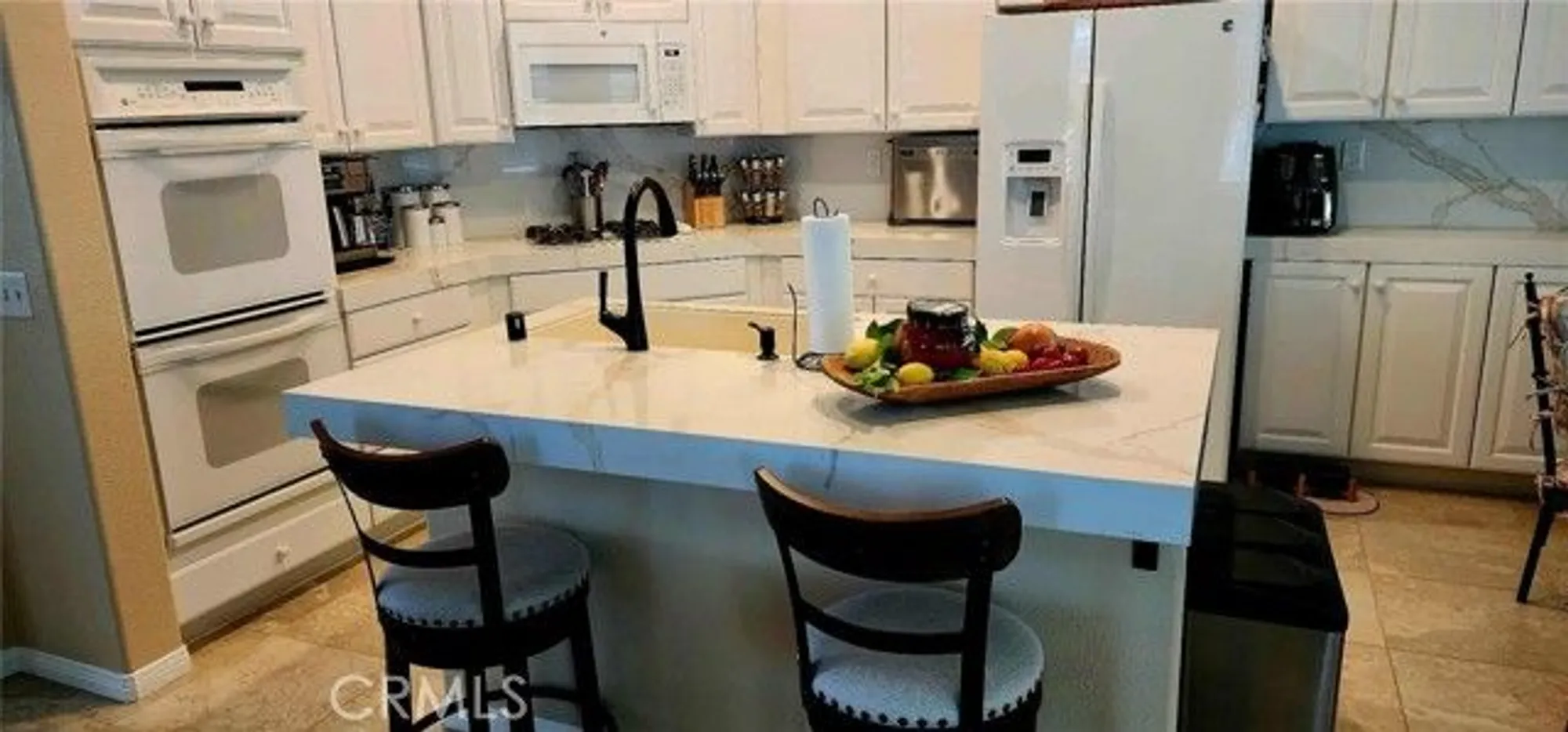 Property Slideshow image 33 of 74 | 2036 melbourne cir, Banning, CA, 92220