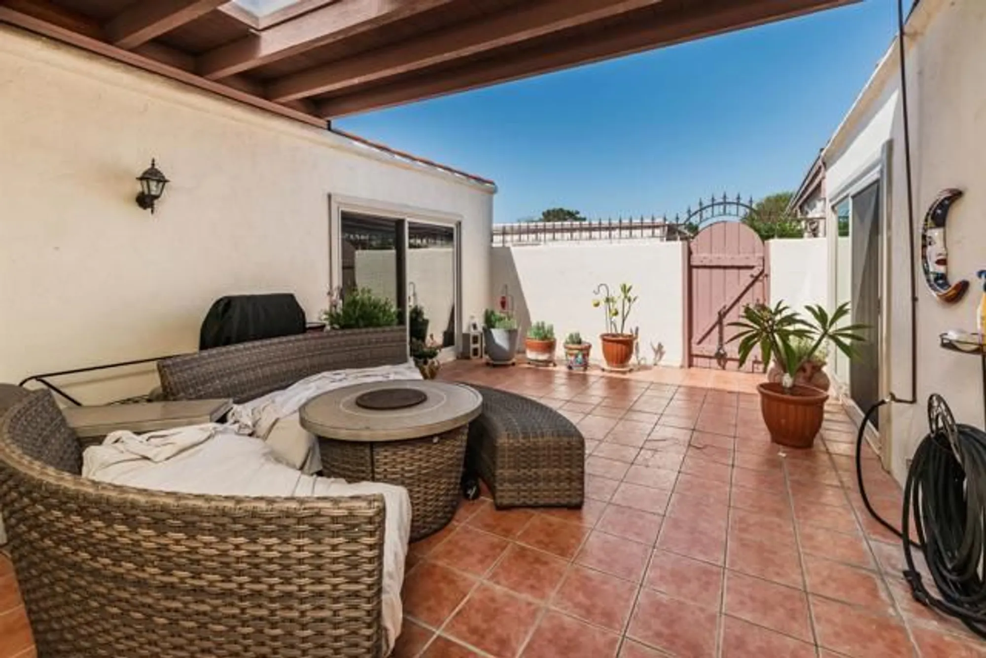 Property Slideshow image 12 of 33 | 3621 vista campana 64, Oceanside, CA, 92057