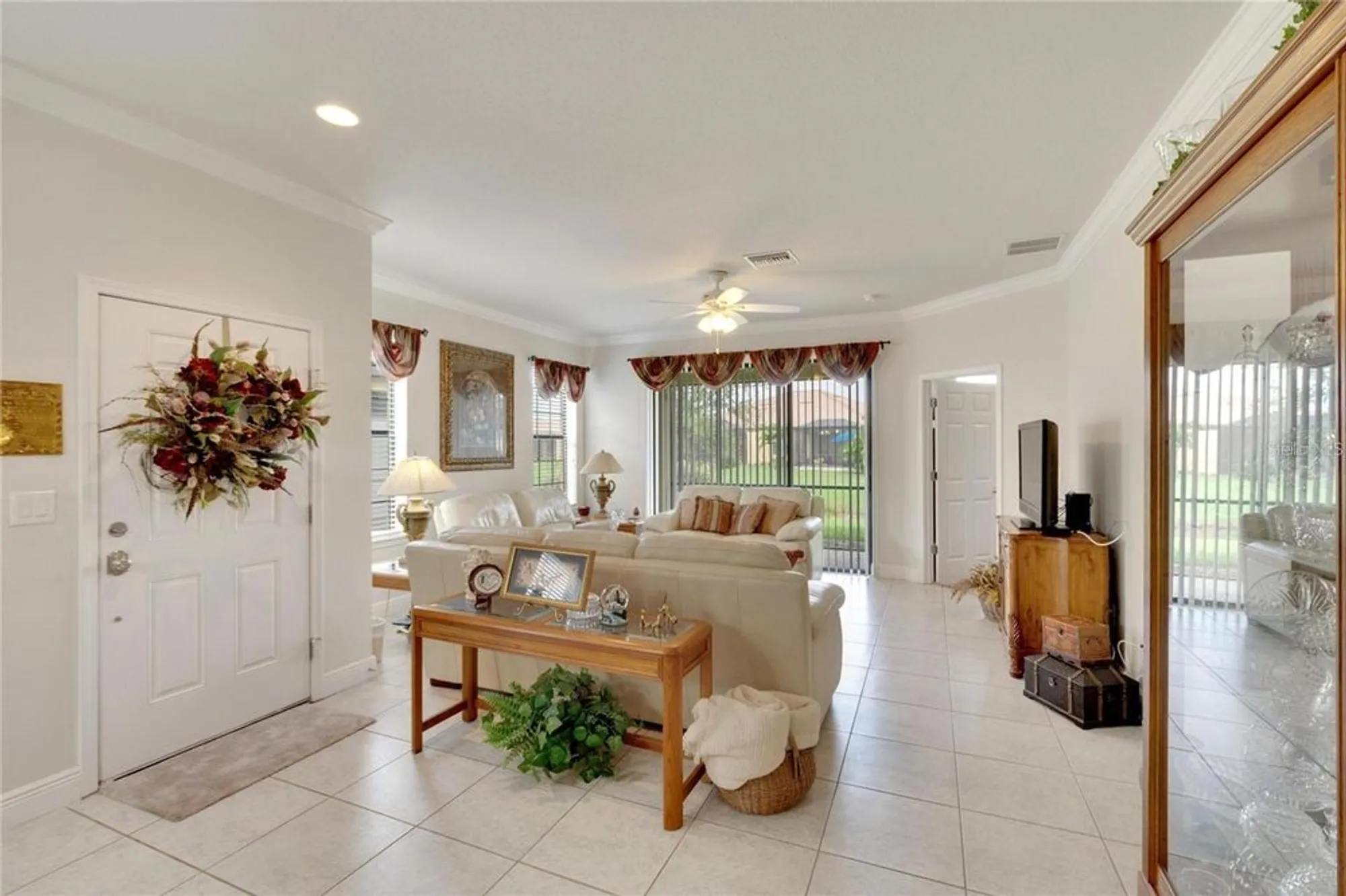 Property Slideshow image 12 of 36 | 5648 sunset falls dr, Apollo Beach, FL, 33572