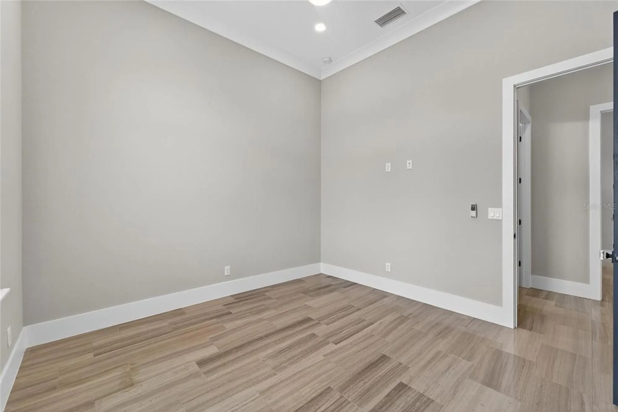 Property Slideshow image 86 of 100 | 5713 tybee island dr, Apollo Beach, FL, 33572