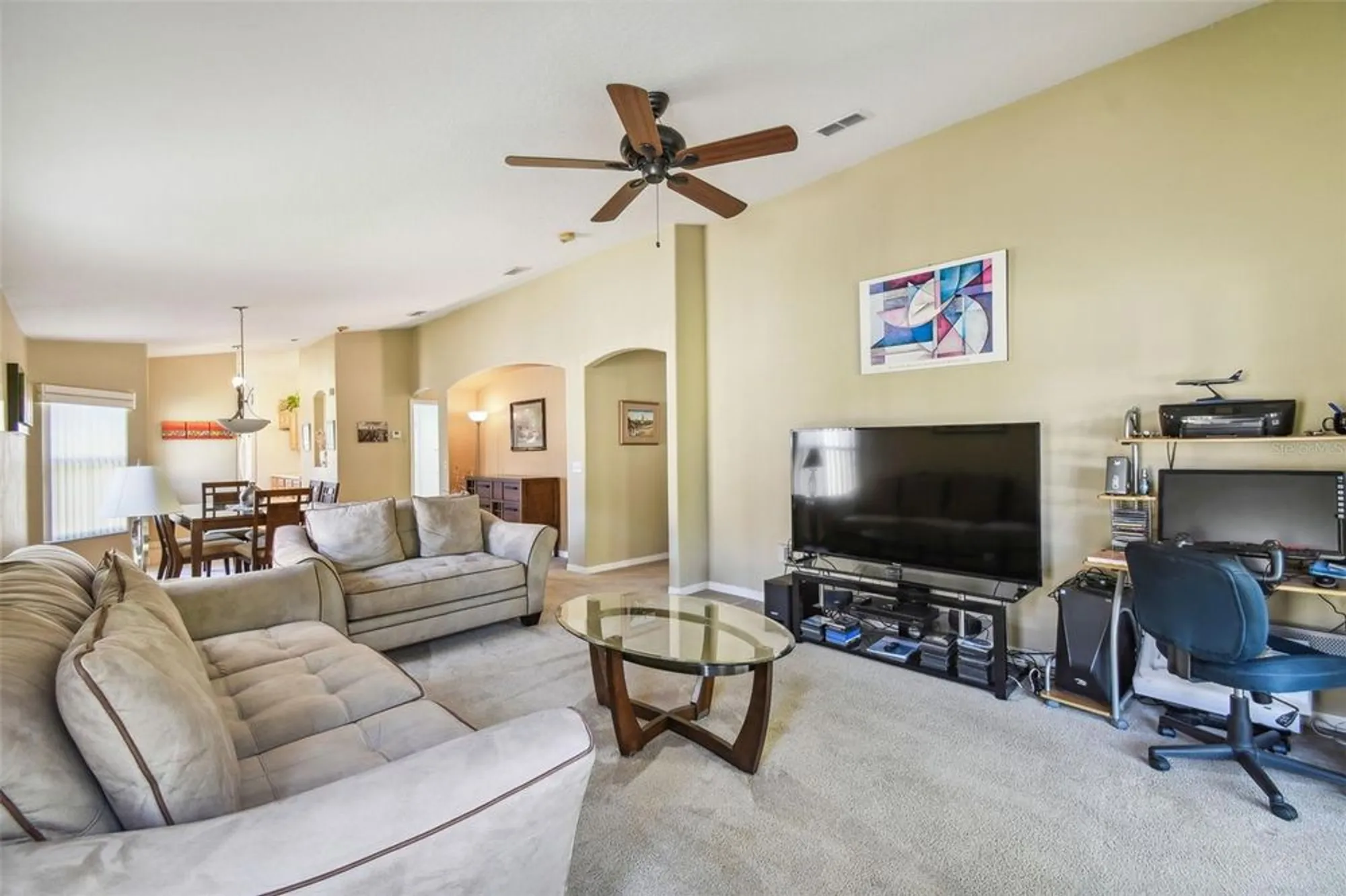 Property Slideshow image 15 of 47 | 200 grand canal dr, Kissimmee, FL, 34759