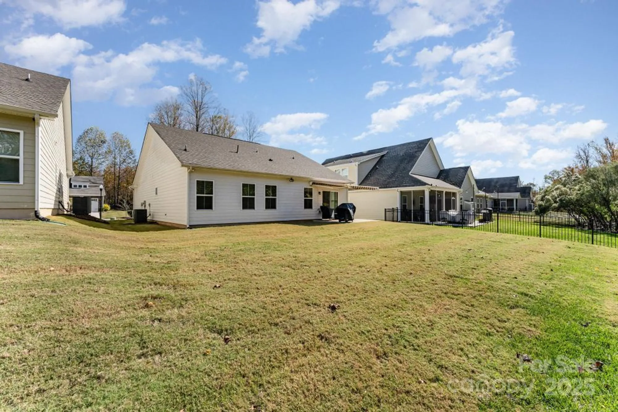 Property Slideshow image 23 of 24 | 10356 black locust ln, Charlotte, NC, 28215