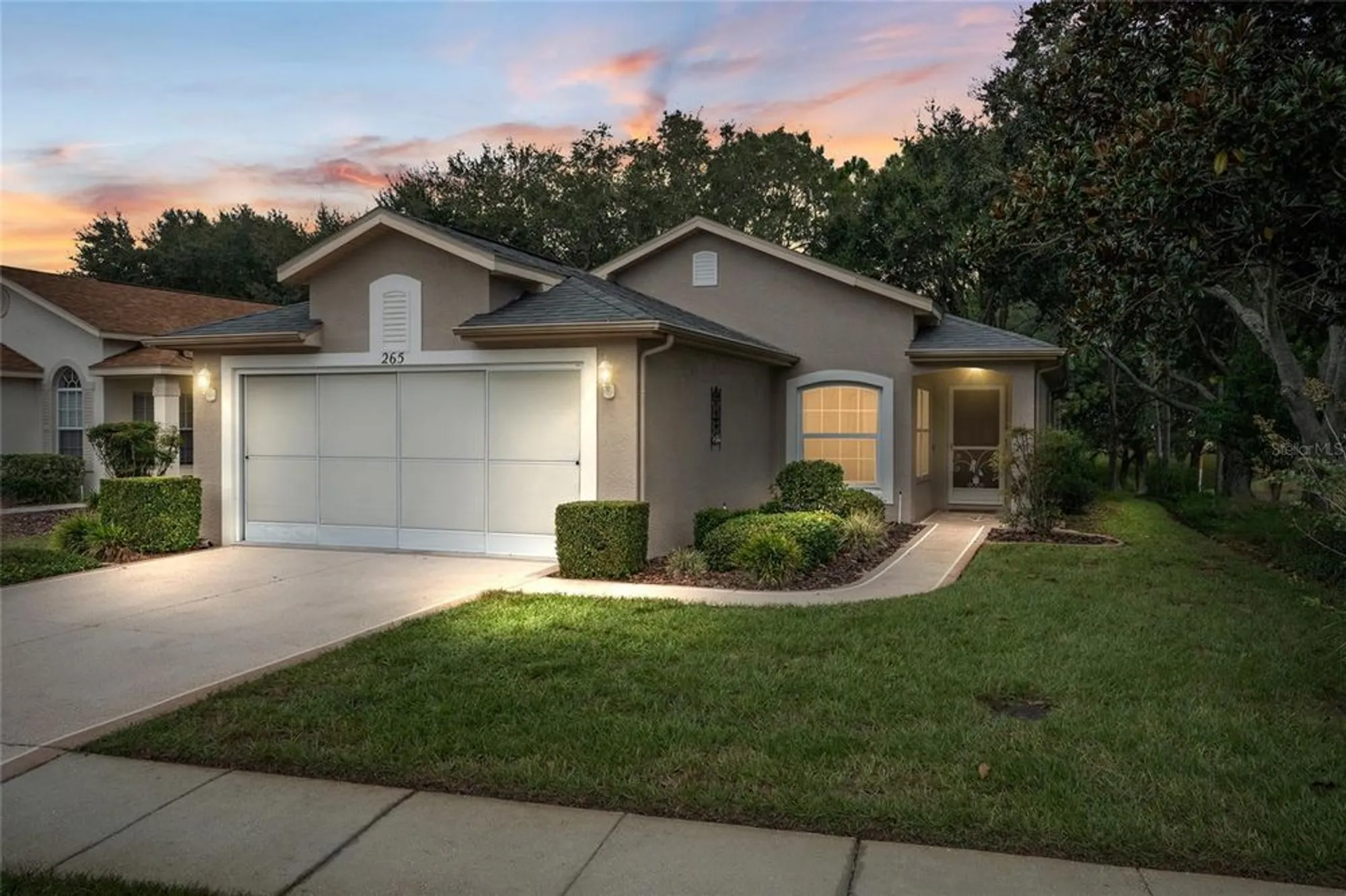 Property Slideshow image 3 of 44 | 265 center oak cir, Spring Hill, FL, 34609