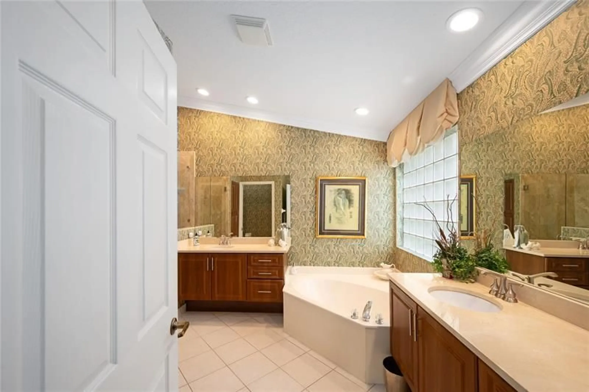 Property Slideshow image 25 of 62 | 13822 via da vinci, Delray Beach, FL, 33446