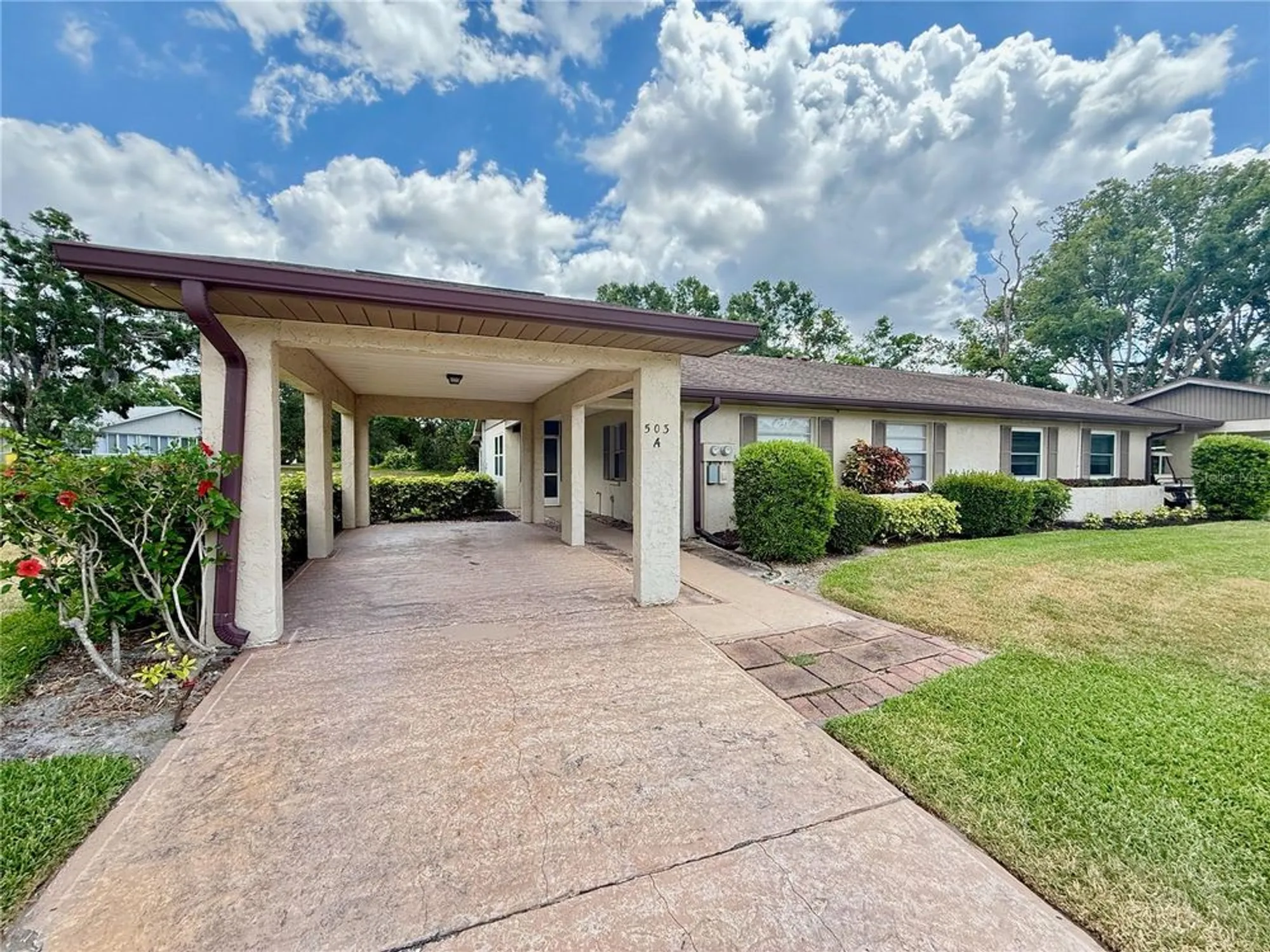 Property Slideshow image 2 of 40 | 503 finsbury cir a, Sun City Center, FL, 33573