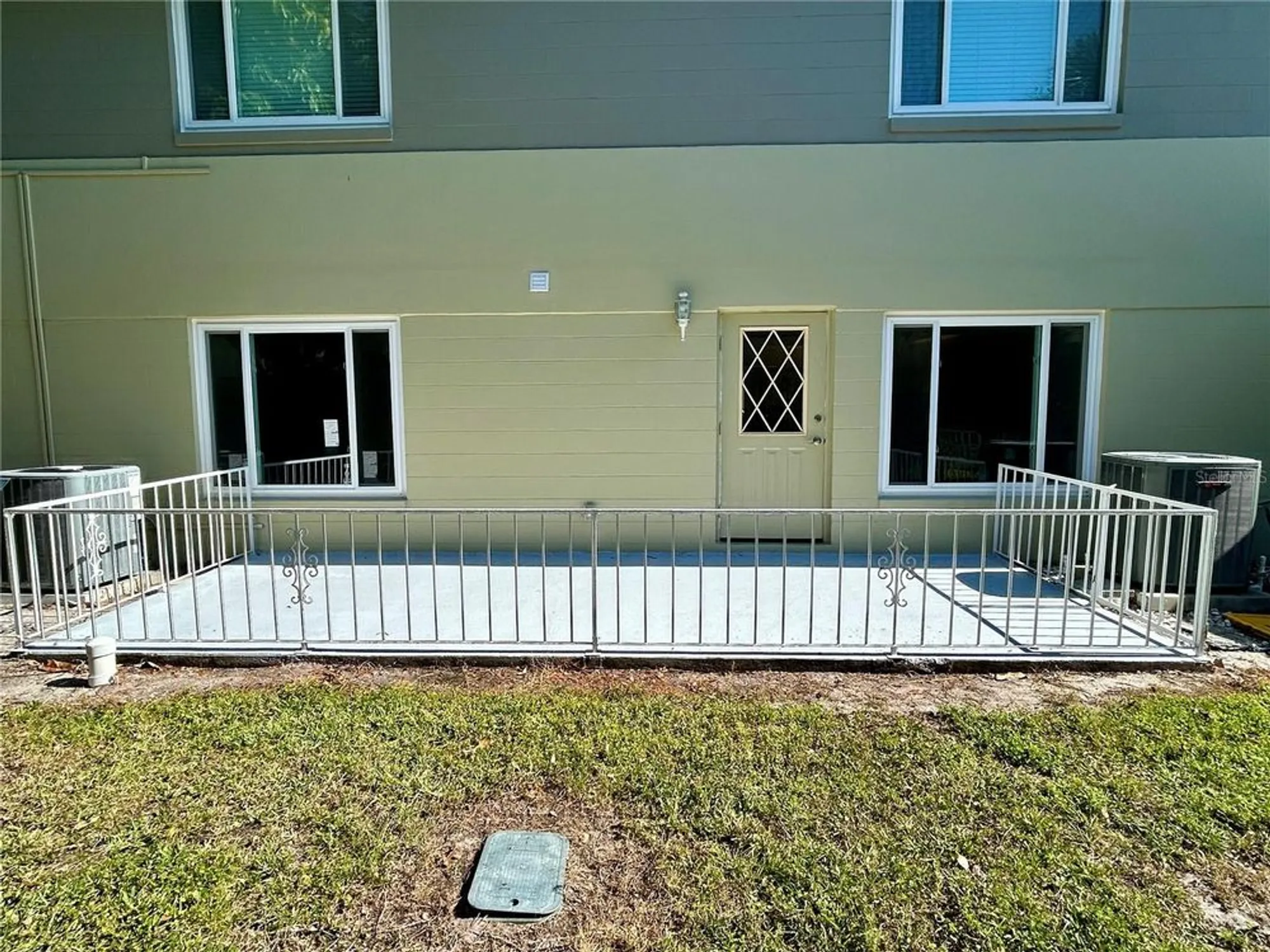 Property Slideshow image 35 of 57 | 2294 belgian ln 14, Clearwater, FL, 33763