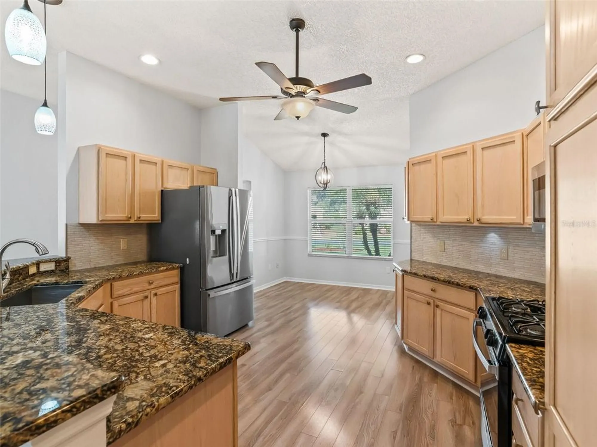 Property Slideshow image 8 of 39 | 1339 arbor trl, The Villages, FL, 32162