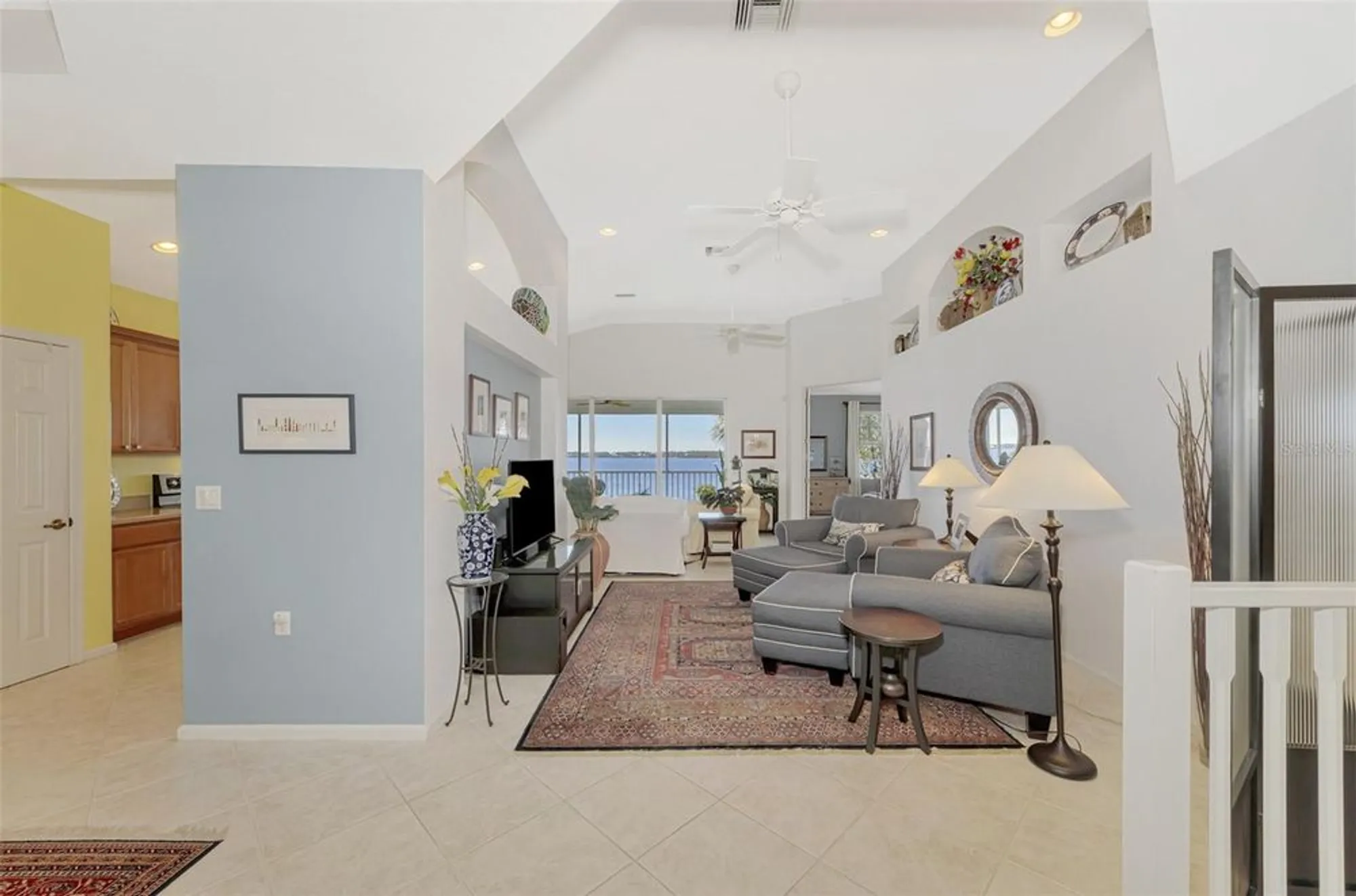 Property Slideshow image 9 of 75 | 4628 club dr h201, Port Charlotte, FL, 33953