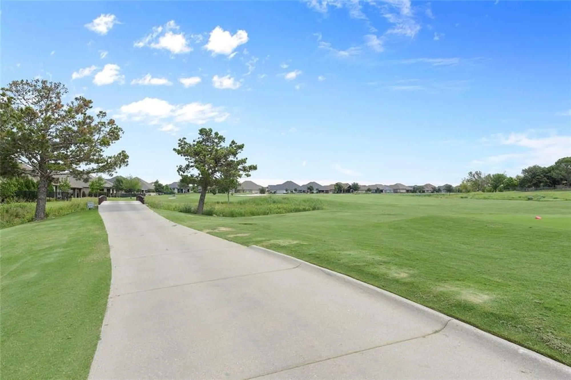 Property Slideshow image 26 of 33 | 9921 flint way, Denton, TX, 76207