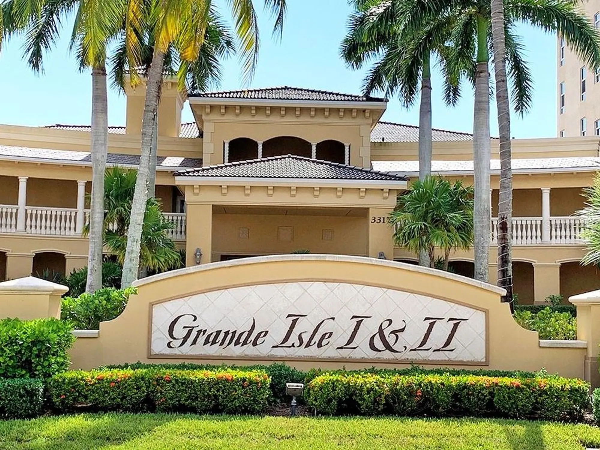 Property Slideshow image 31 of 53 | 3313 sunset key cir 105, Punta Gorda, FL, 33955