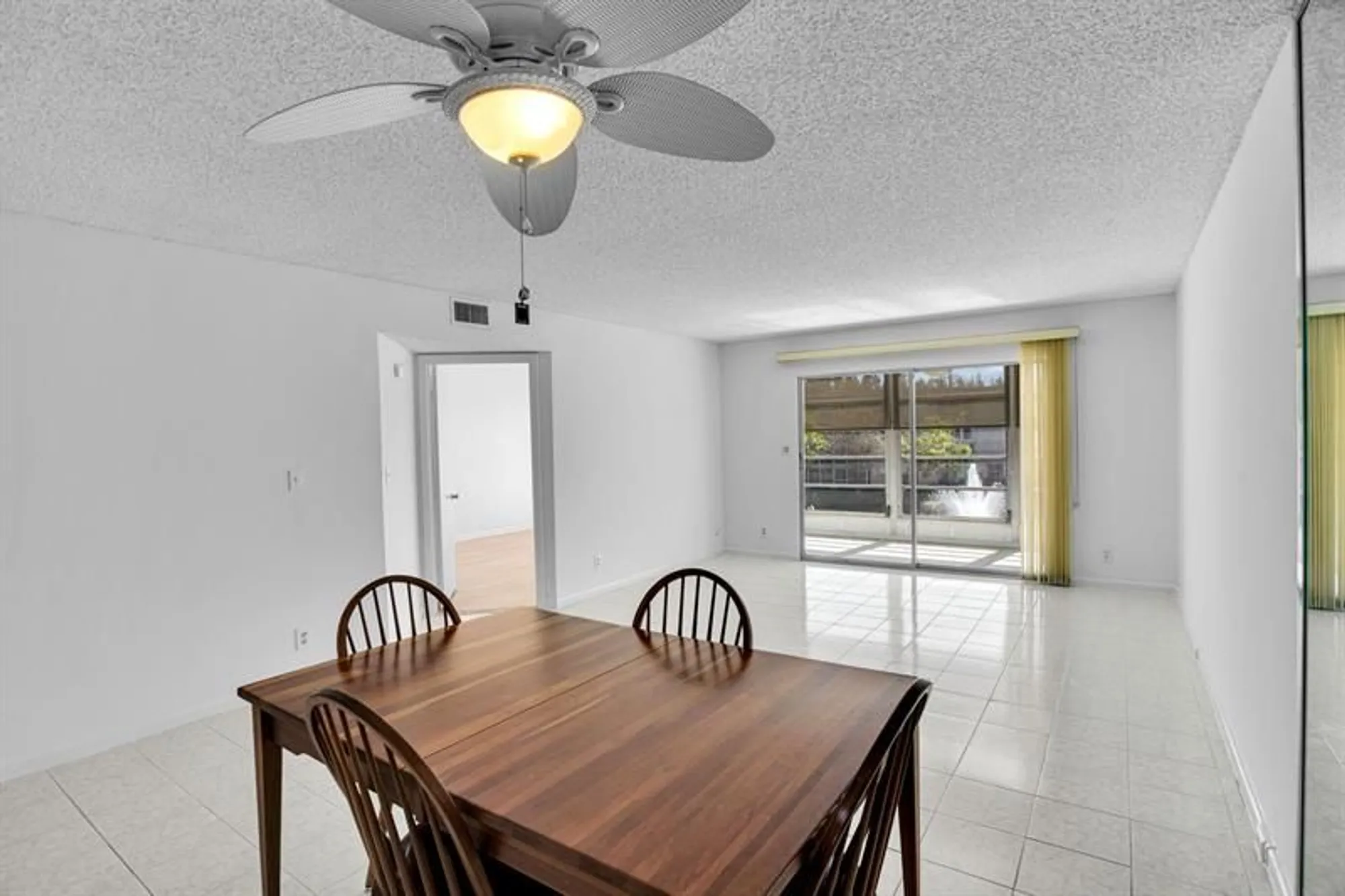 Property Slideshow image 12 of 35 | 1801 eleuthera pt g3, Coconut Creek, FL, 33066